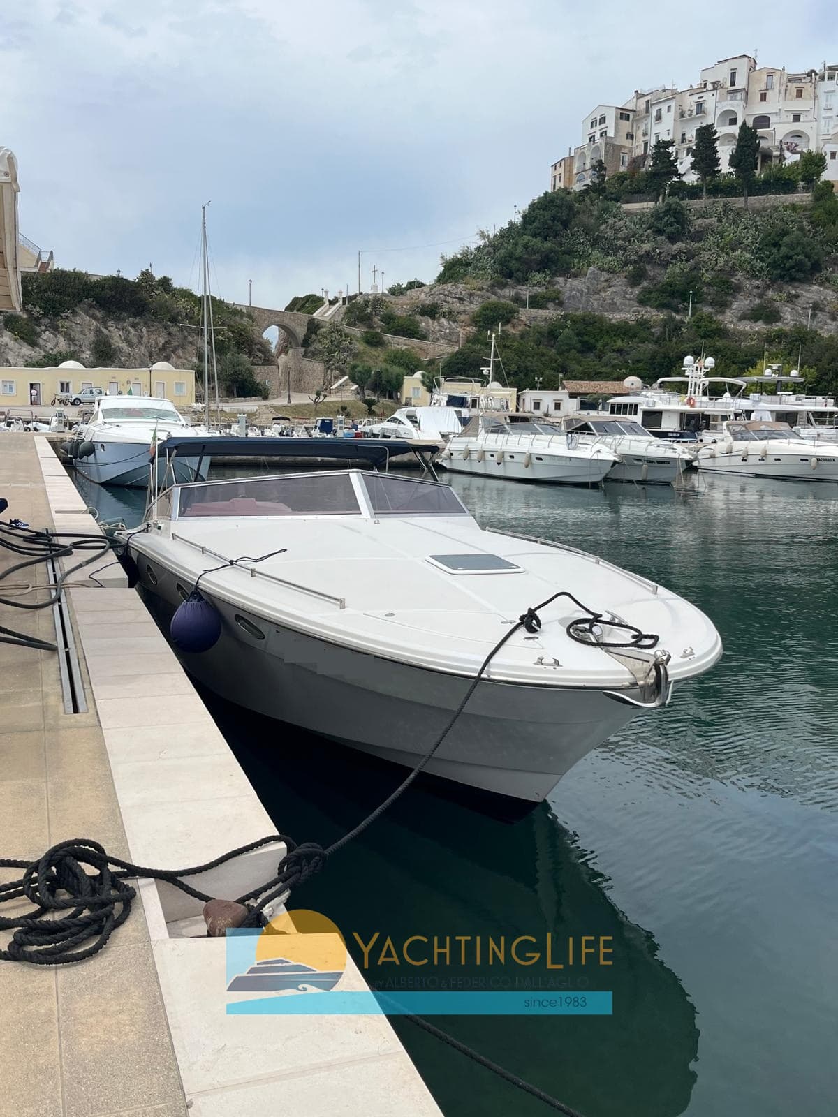 Tornado 38 Sport - Main View Tornado 38 Sport - Main View