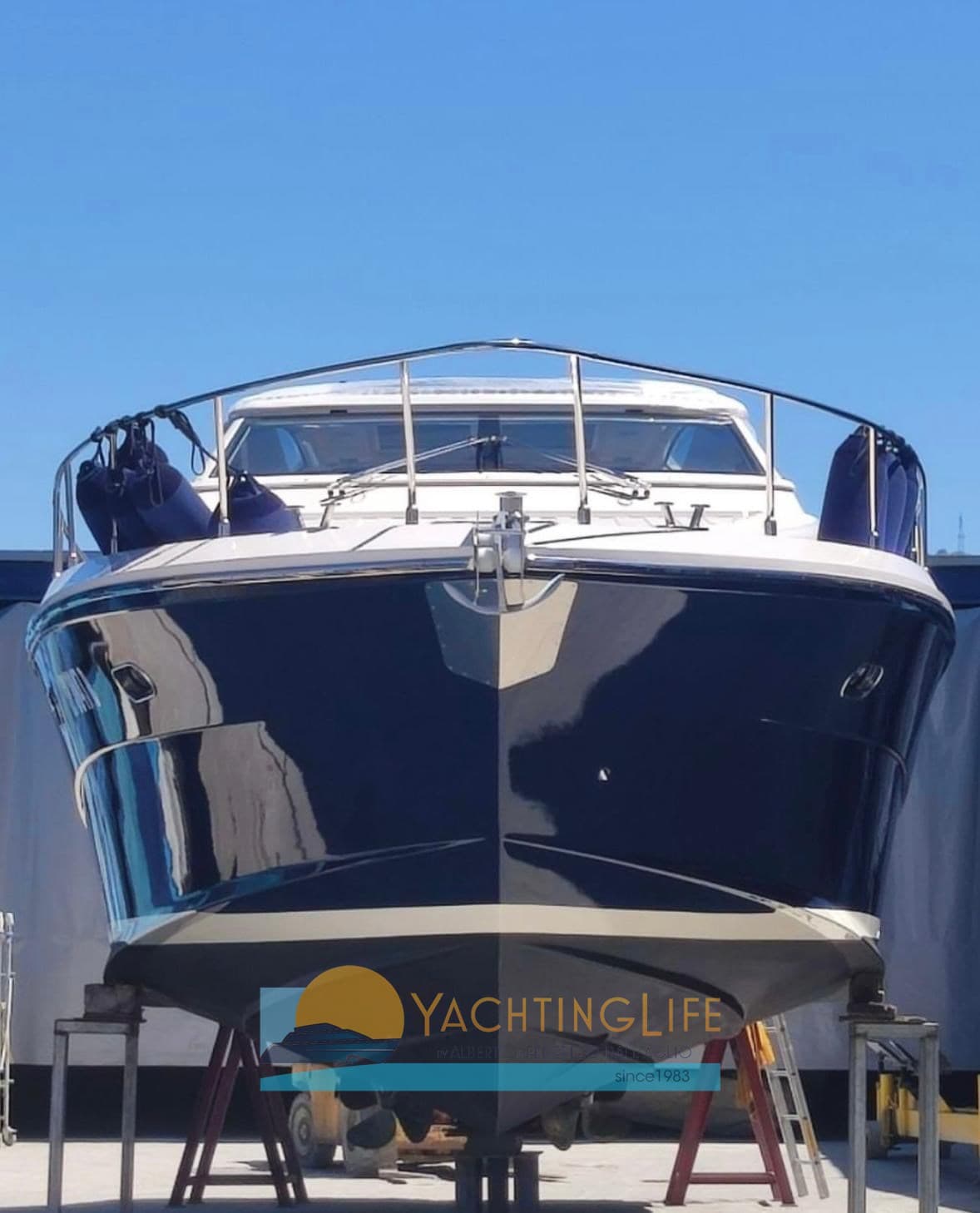 Cayman 48 Wa - Deck View Cayman 48 Wa - Deck View