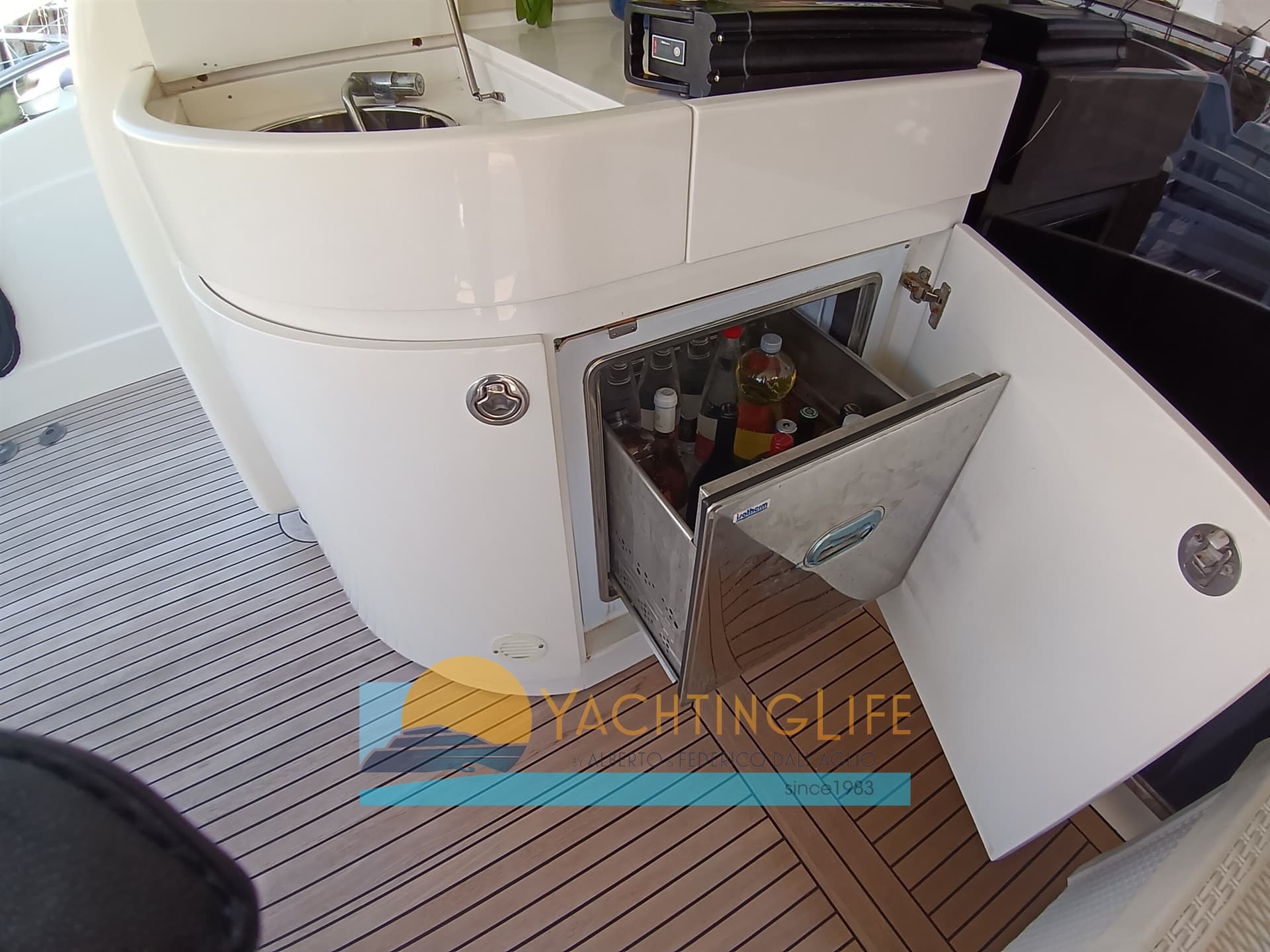 Posillipo-Rizzardi Technema 65 - Deck View Posillipo-Rizzardi Technema 65 - Deck View