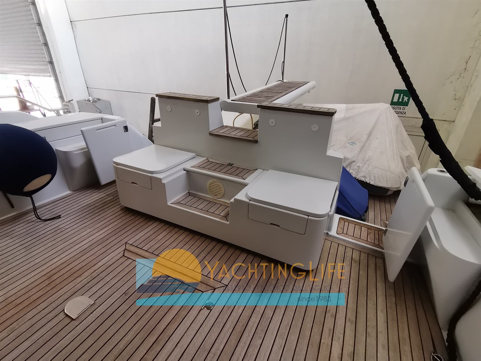 Raffaelli Maestrale 52 - Deck View Raffaelli Maestrale 52 - Deck View