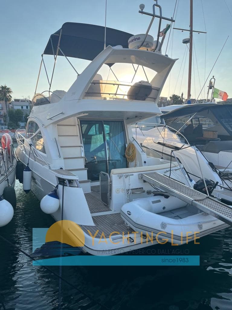 Galeon 390 Flying Bridge - Main View Galeon 390 Flying Bridge - Main View