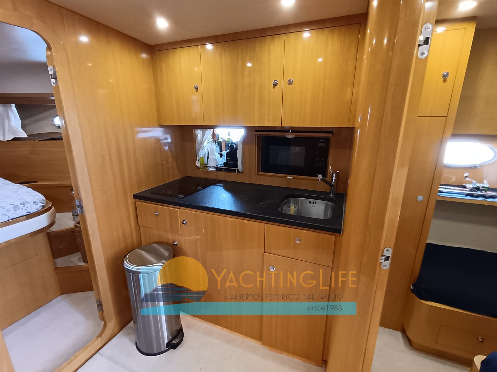 Uniesse Marine Uniesse 42' Open usato - foto hero 12