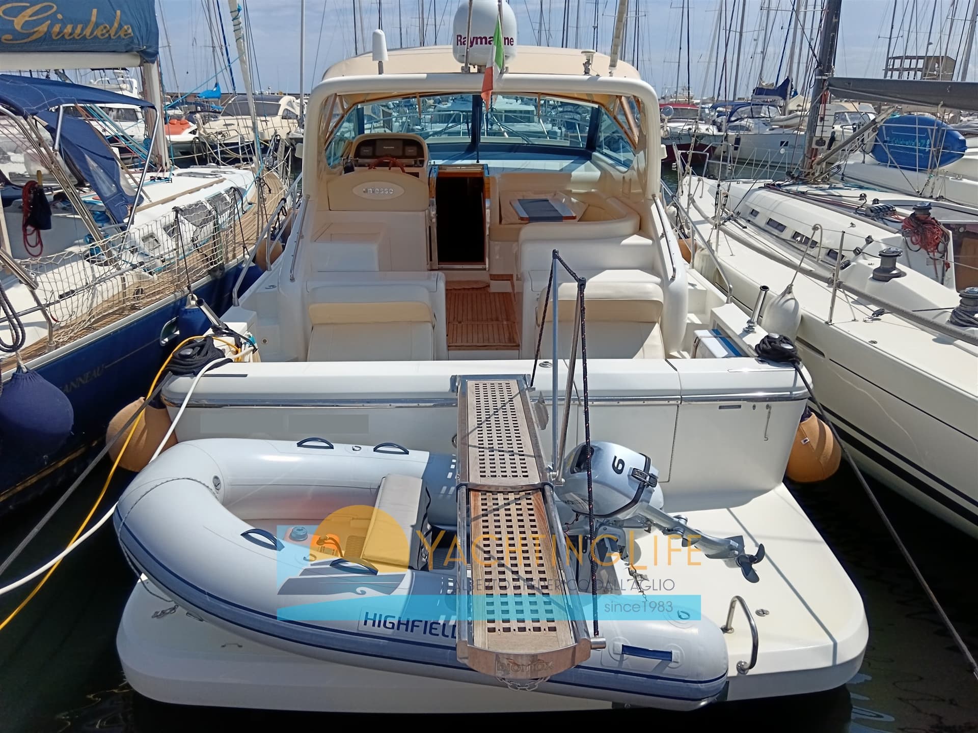 Uniesse Marine Uniesse 42' Open usato - foto hero 2