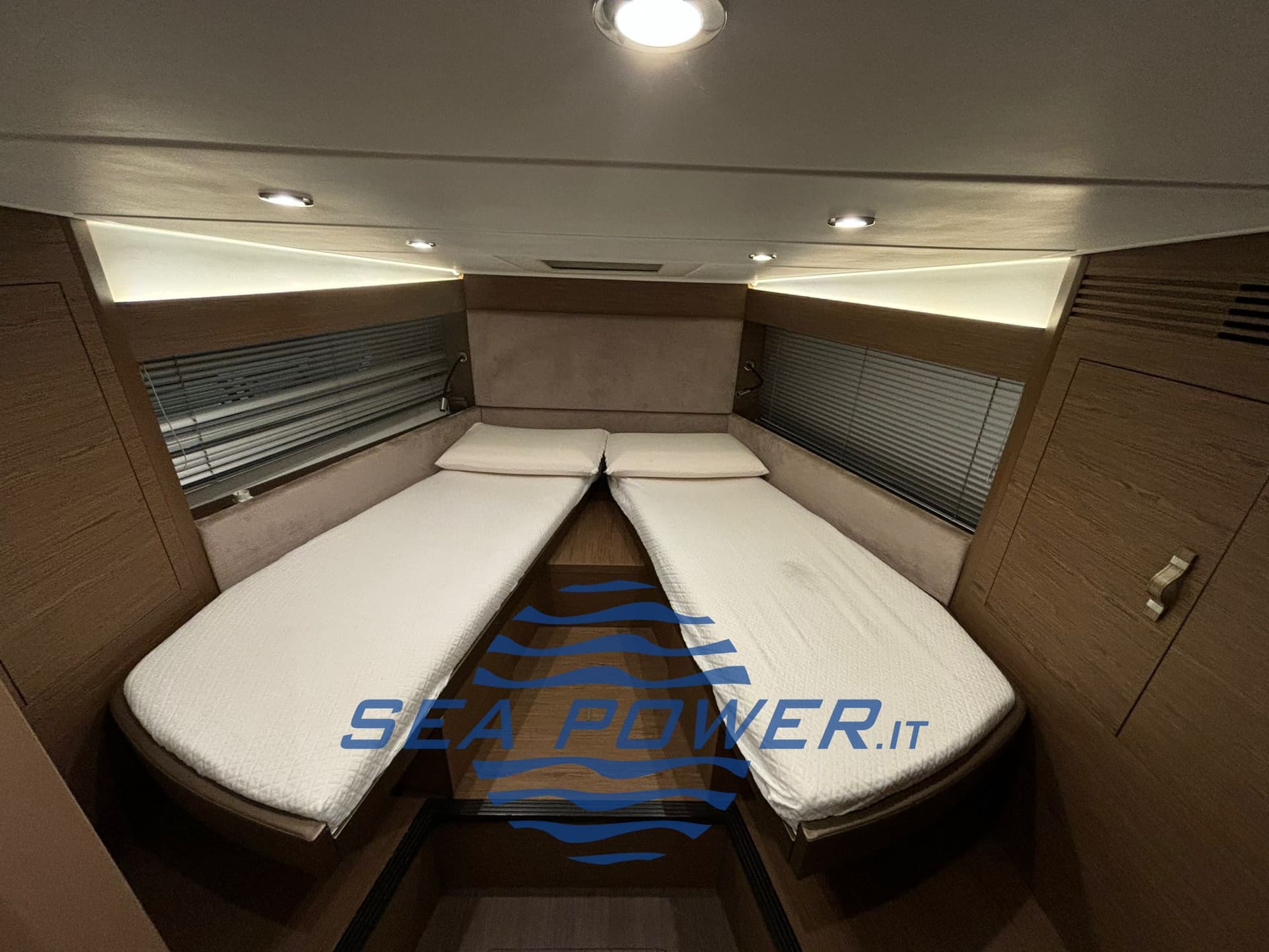 Beneteau Gran Turismo 46 usato - foto hero 12