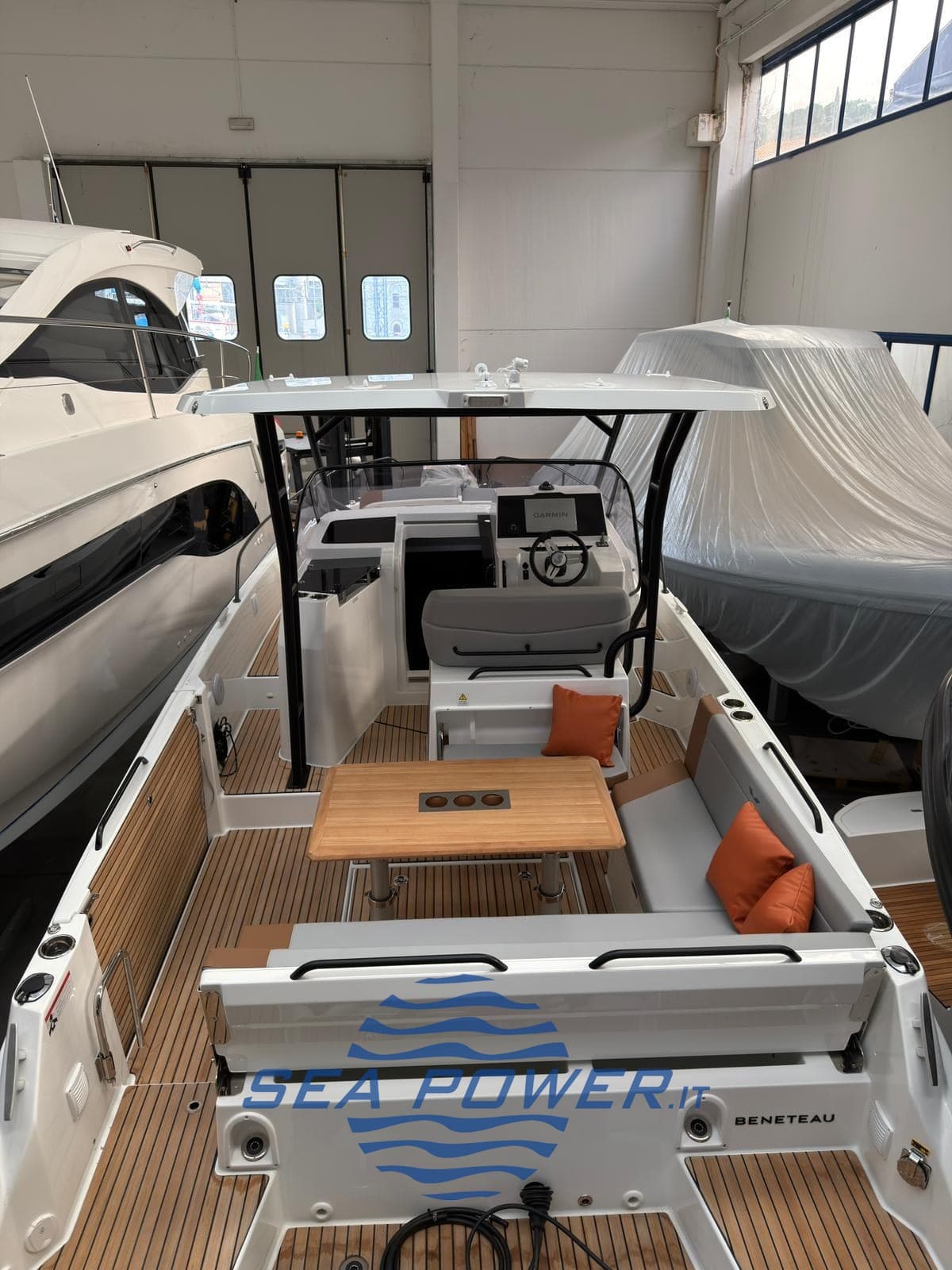 Beneteau FLYER 9 SUNDECK OB used - hero image 3