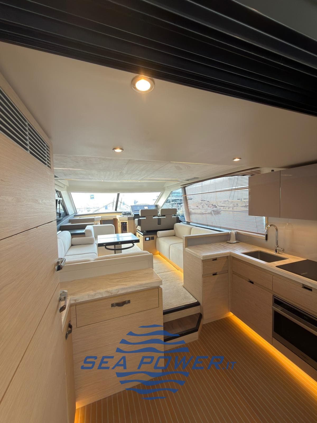 Beneteau Monte Carlo 52 Fly - Detail View 1 Beneteau Monte Carlo 52 Fly - Detail View 1