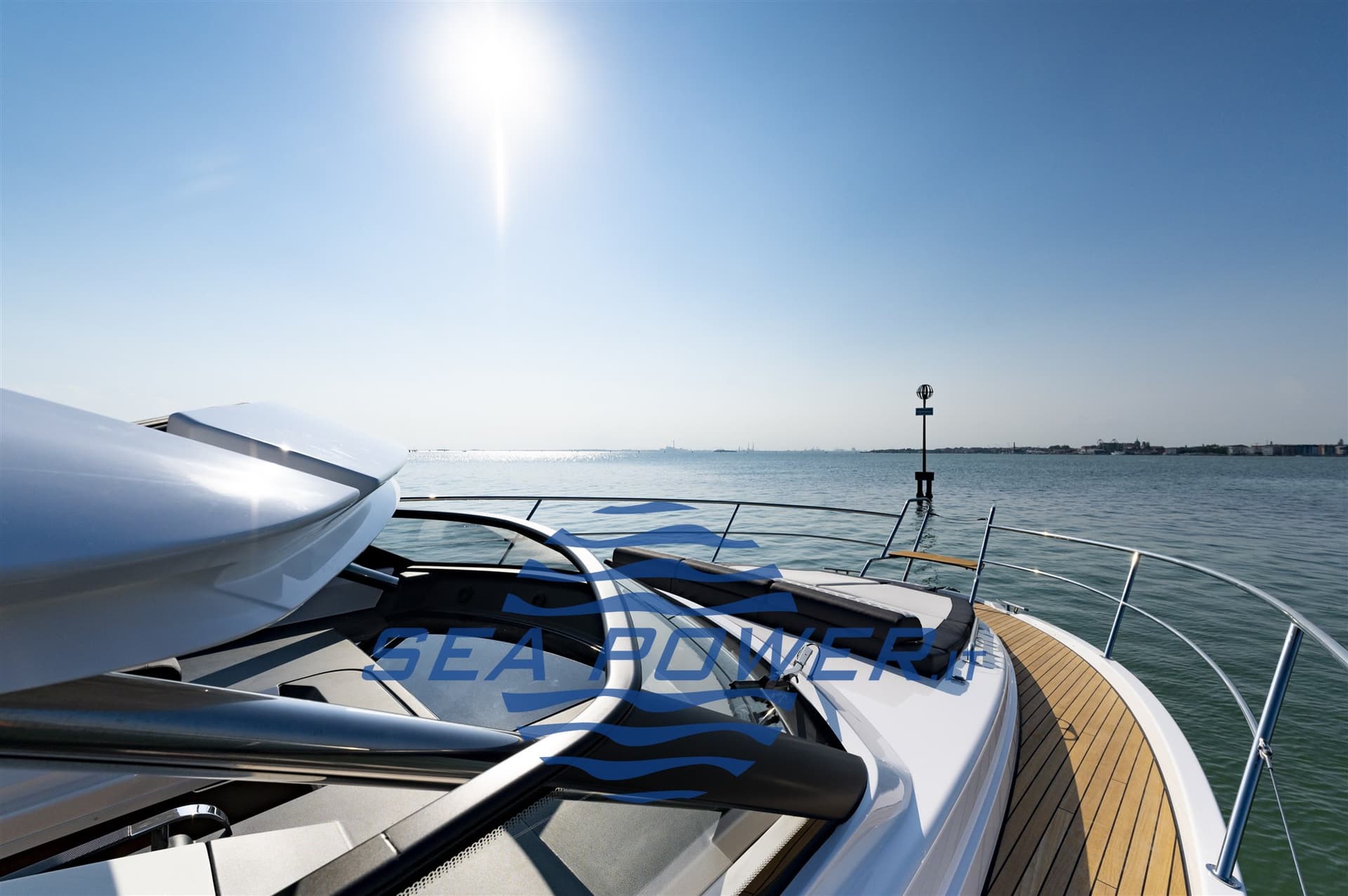 Bavaria Sr 38 Open Top Charter - Interior View Bavaria Sr 38 Open Top Charter - Interior View