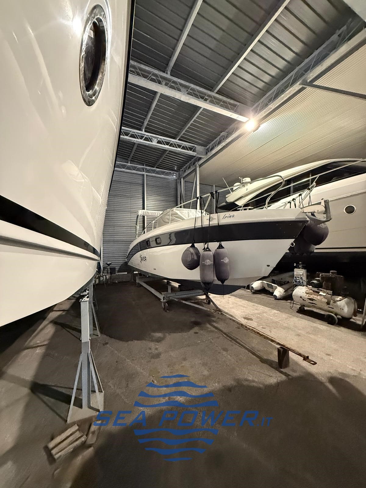 Saver 870 Wa - Detail View 1 Saver 870 Wa - Detail View 1