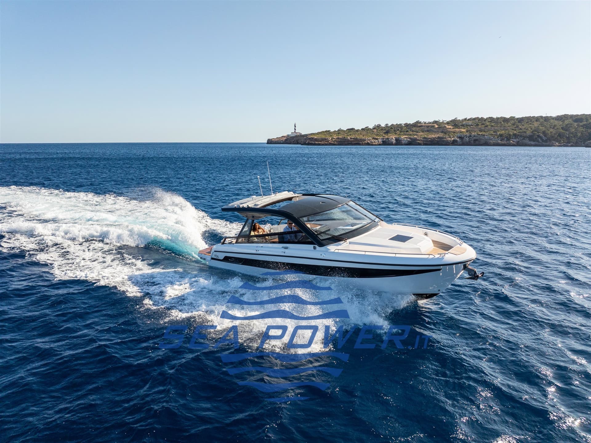 Bavaria Vida 33 Hard Top - Main View Bavaria Vida 33 Hard Top - Main View