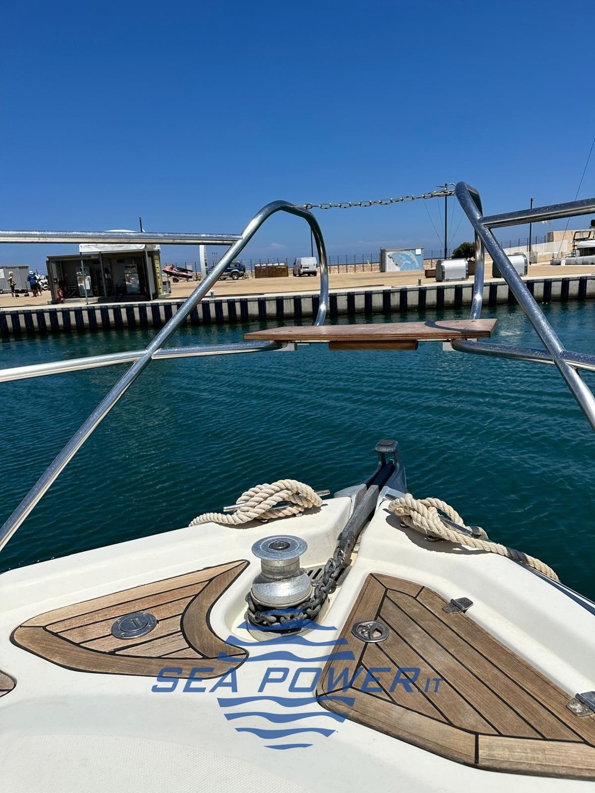 Cranchi Mediterrane 43 Open Top - Deck View Cranchi Mediterrane 43 Open Top - Deck View