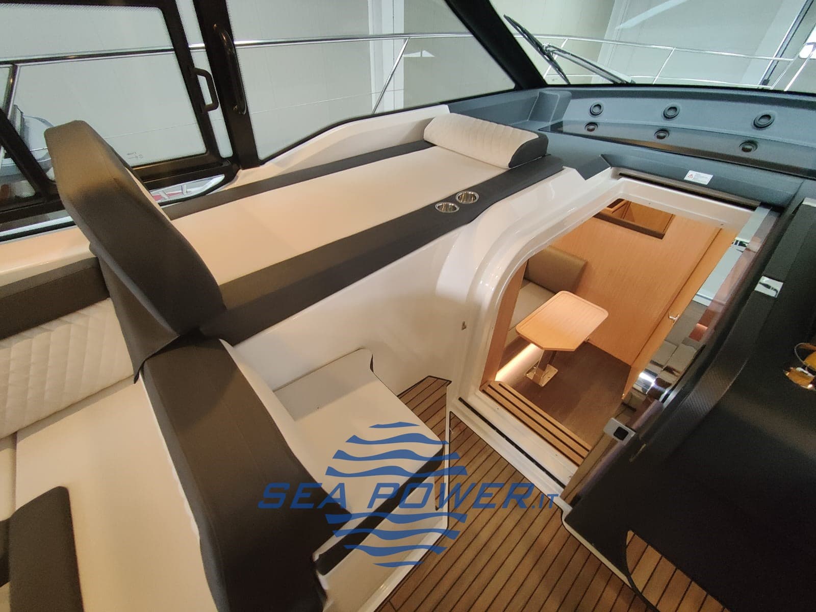 Bavaria SR 38 Hard Top in pronta consegna usato - foto hero 8