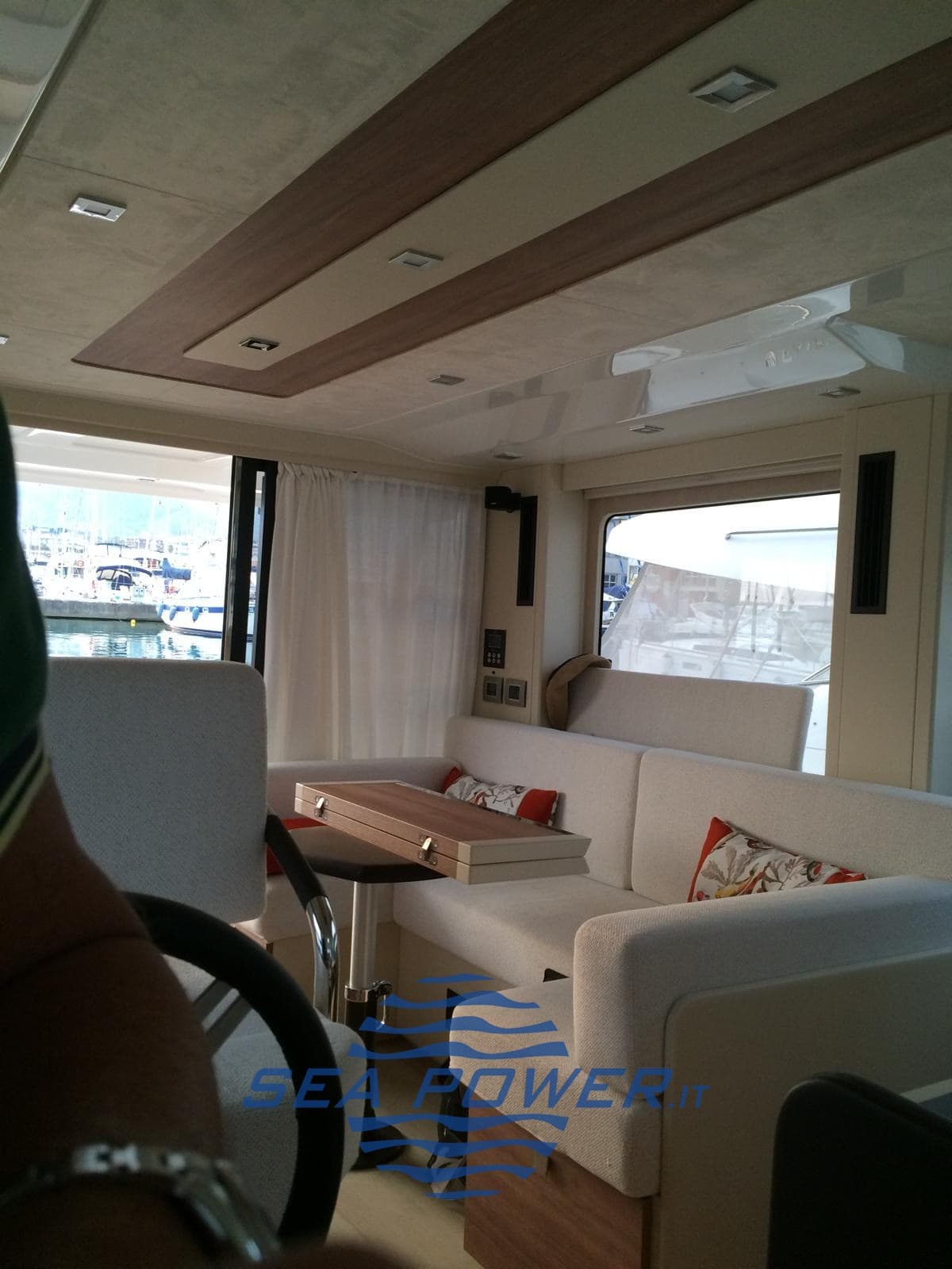 Cranchi Eco Trawler 43 - Interior View Cranchi Eco Trawler 43 - Interior View