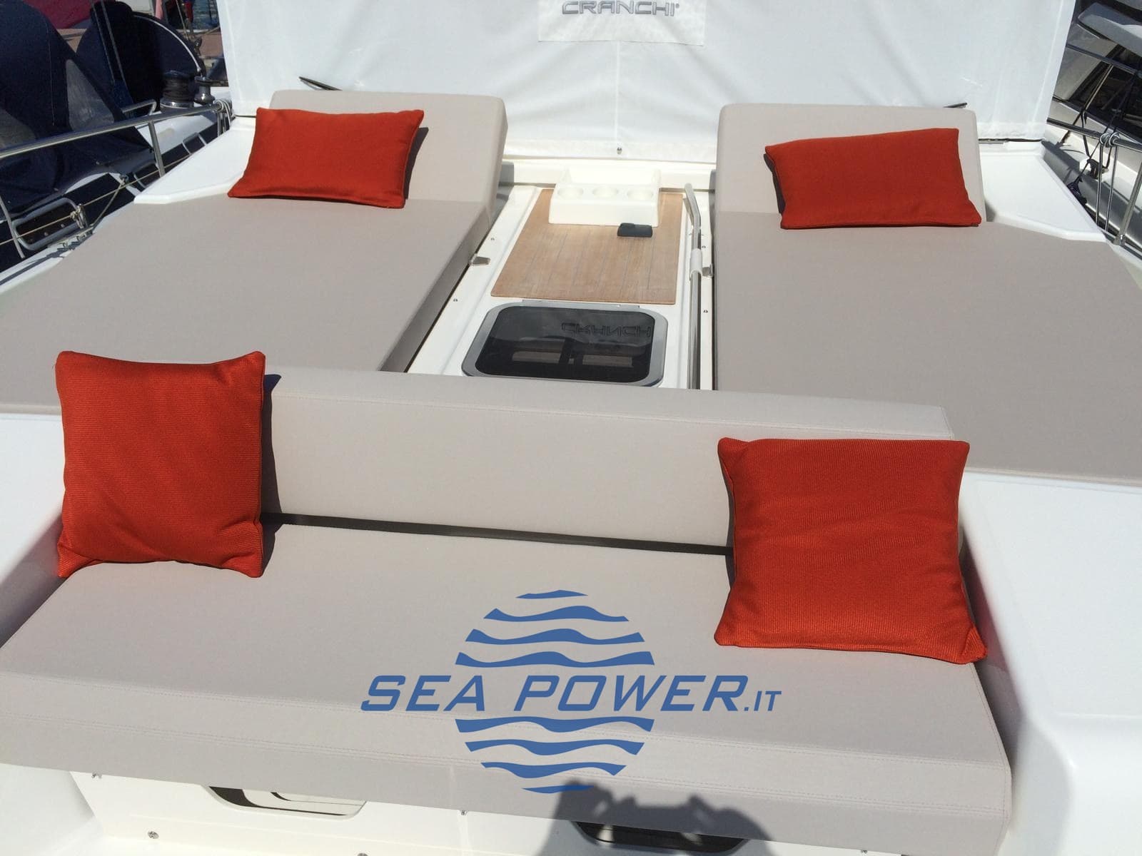 Cranchi Eco Trawler 43 - Deck View Cranchi Eco Trawler 43 - Deck View