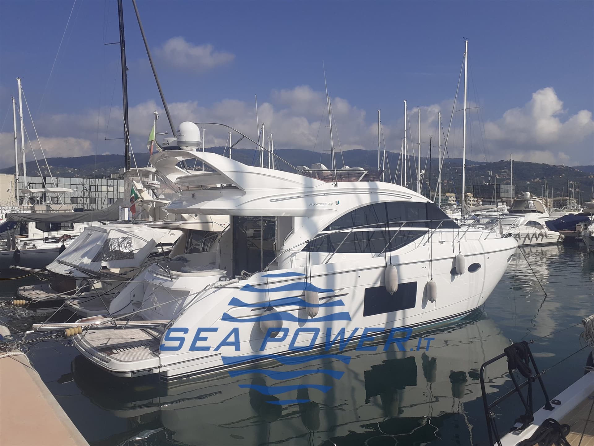 Princess Yachts F 49 - Main View Princess Yachts F 49 - Main View