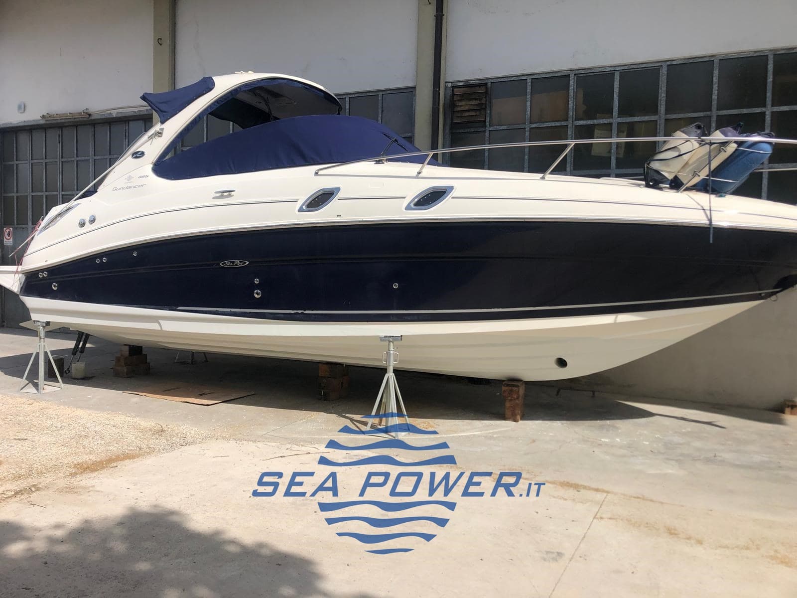 Sea Ray Sundancer 305 Open usato - dettaglio 1