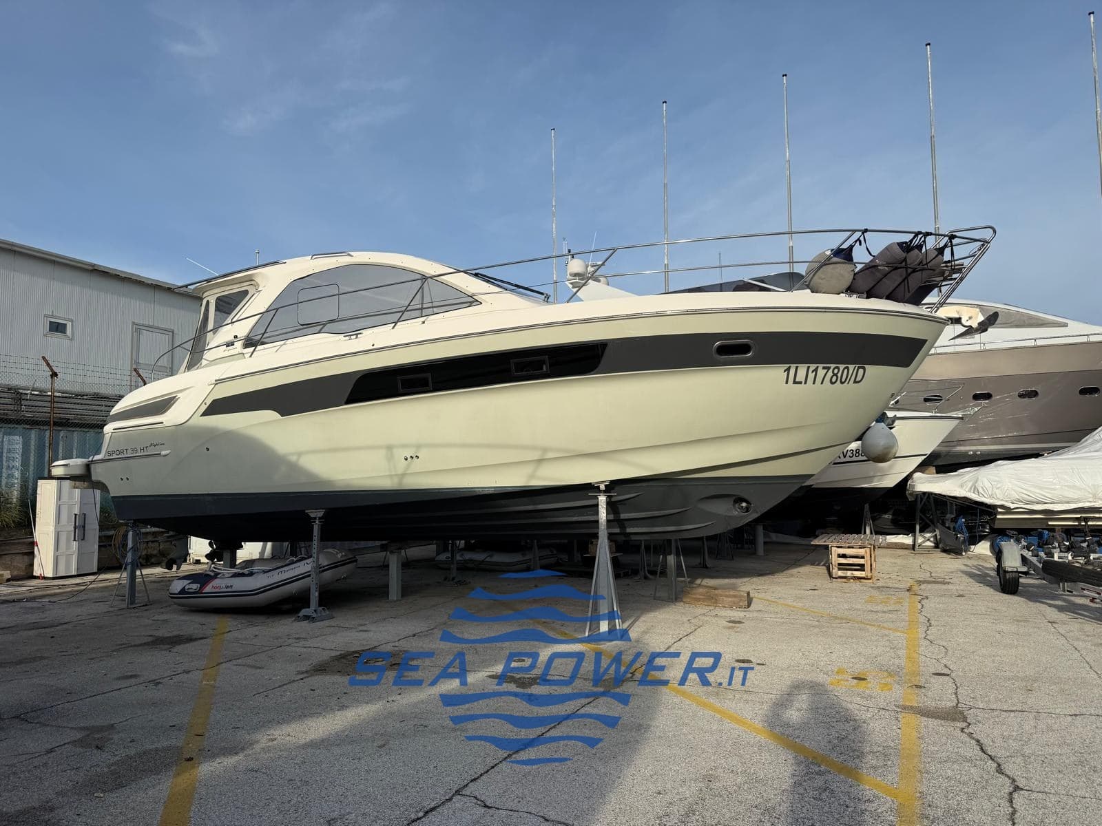 Bavaria 39 Ht Highline - Main View Bavaria 39 Ht Highline - Main View