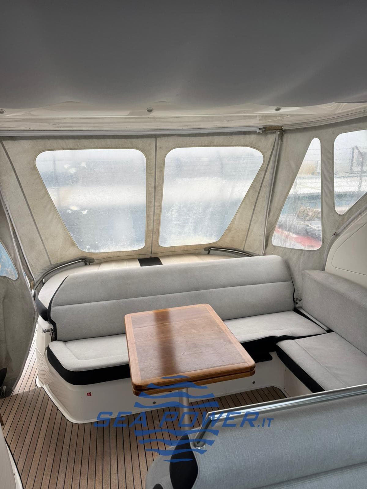 Bavaria 39 Ht Highline - Interior View Bavaria 39 Ht Highline - Interior View