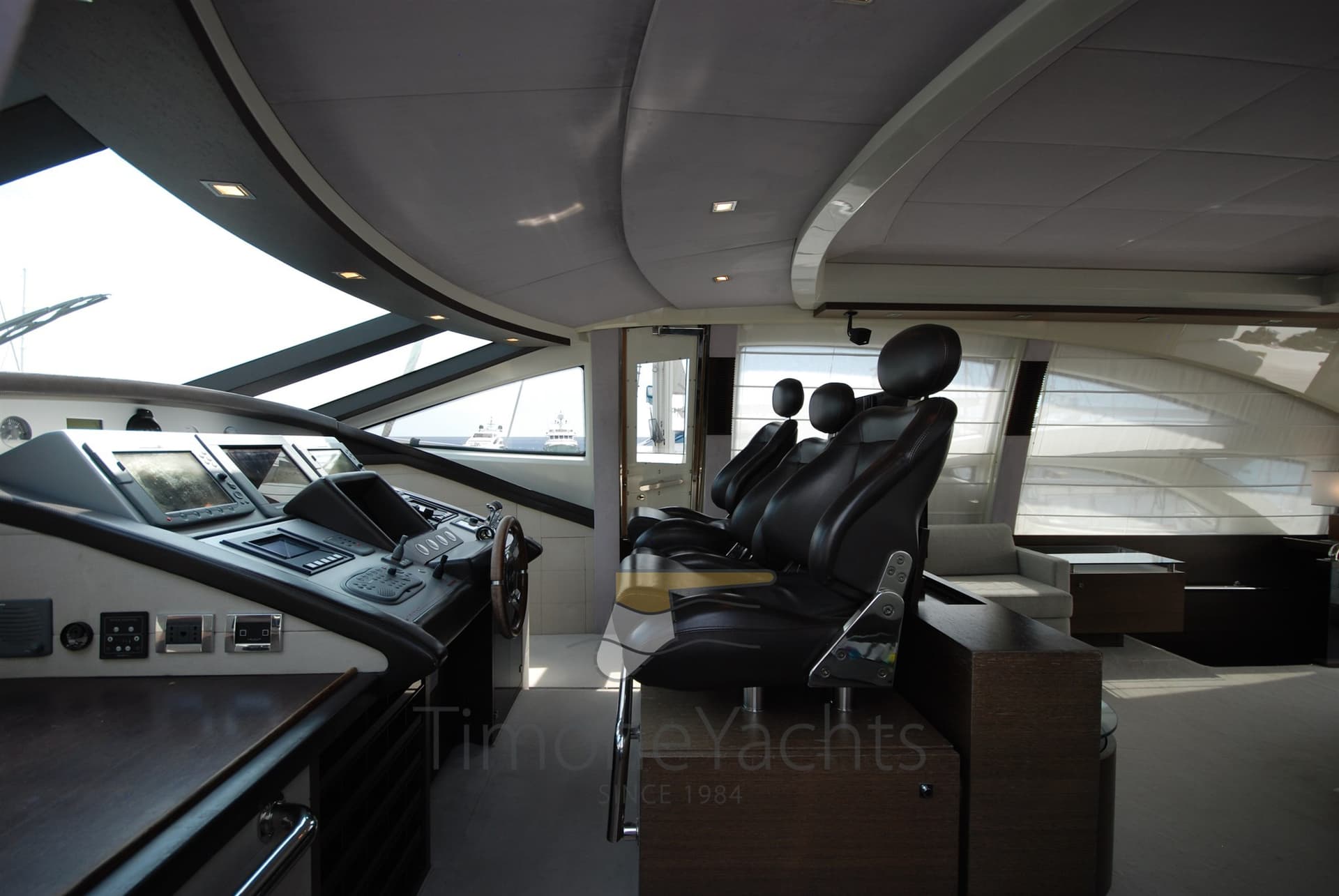 Azimut 86S d'occasion - image hero 10