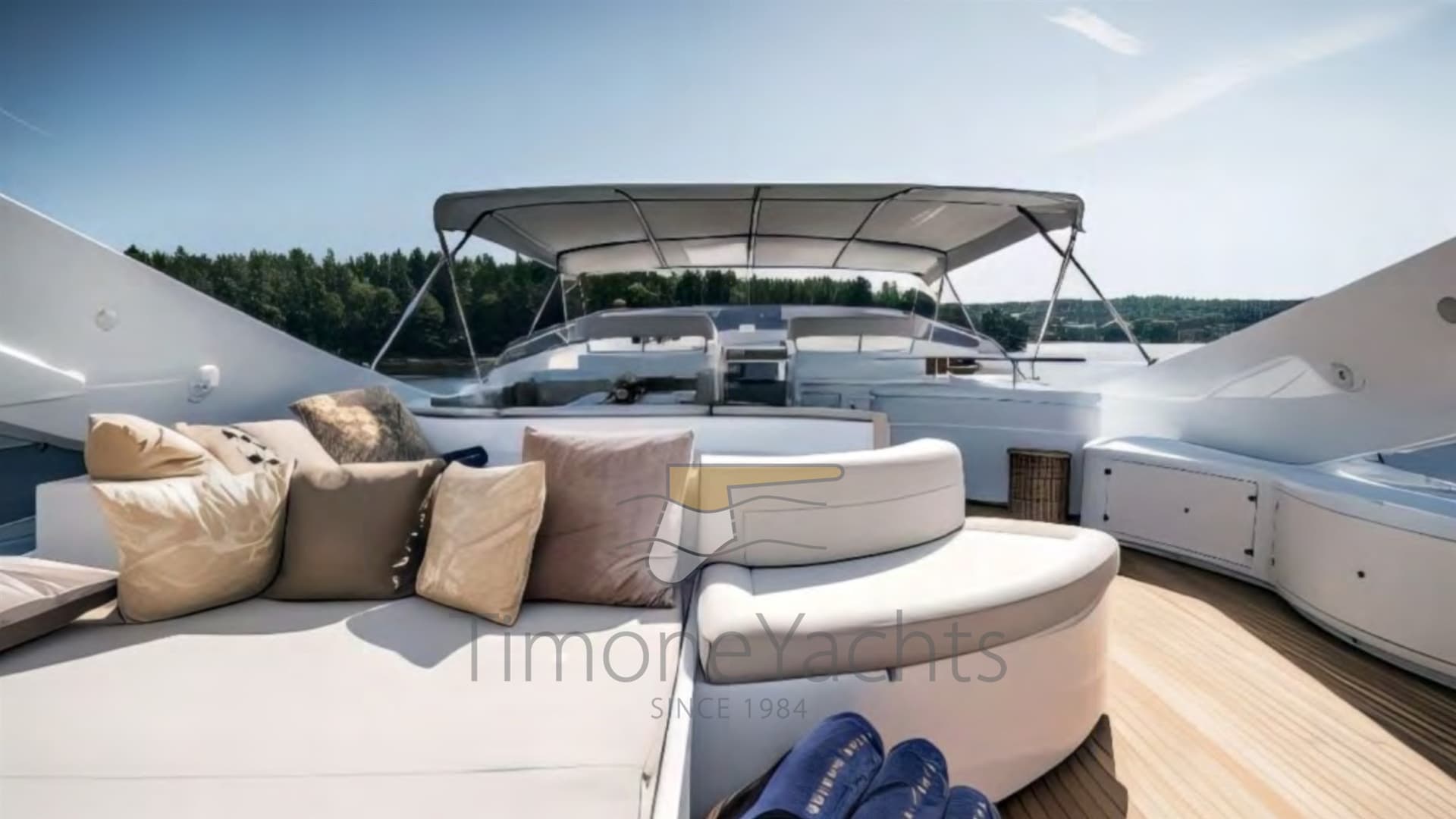 Custom Line Custom Line 112 - Interior View Custom Line Custom Line 112 - Interior View