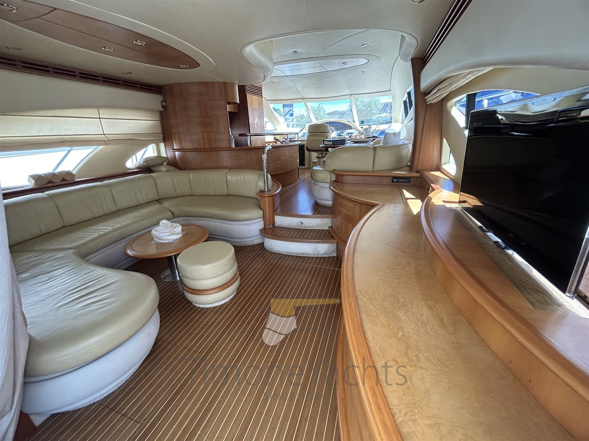 Azimut 62 Evo - Interior View Azimut 62 Evo - Interior View