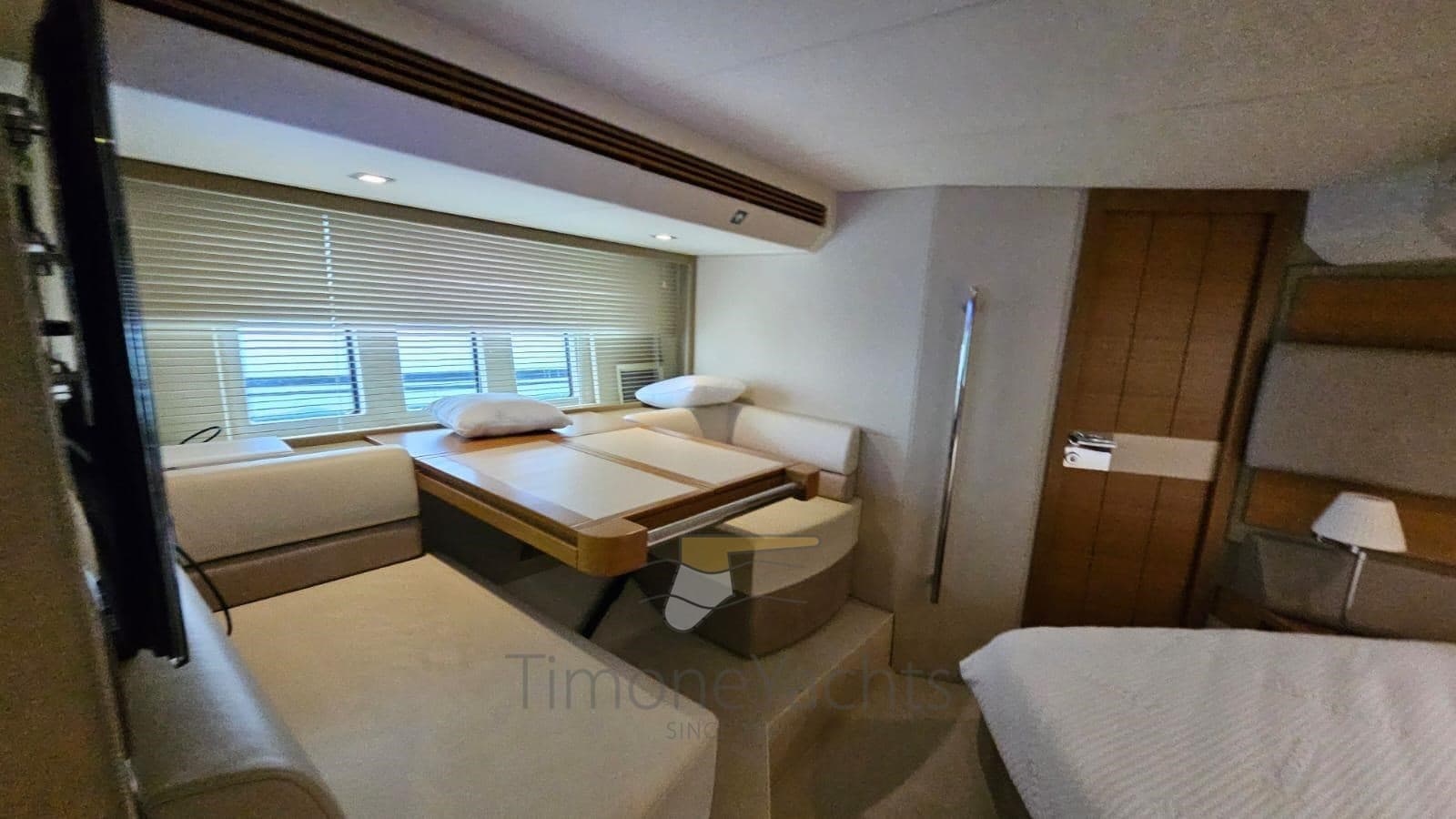 Azimut 60 Flybridge usato - foto hero 10