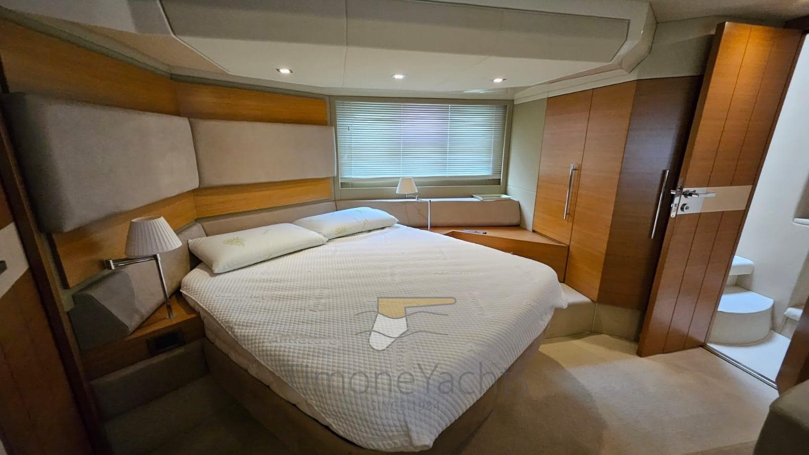 Azimut 60 Flybridge usato - foto hero 17