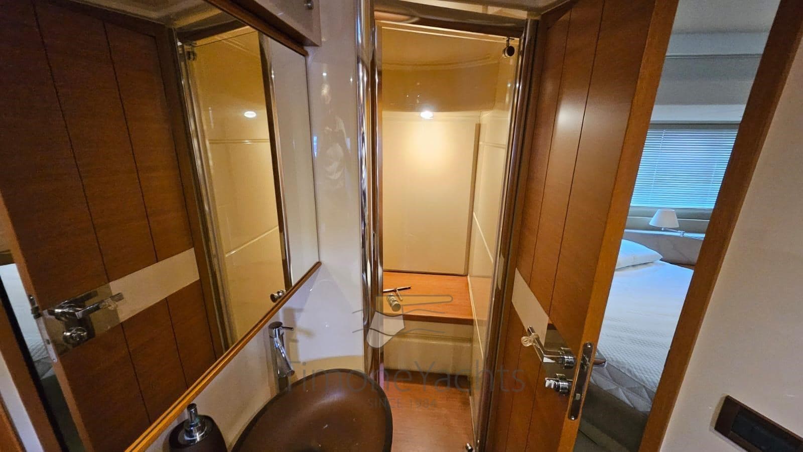 Azimut 60 Flybridge usato - foto hero 11