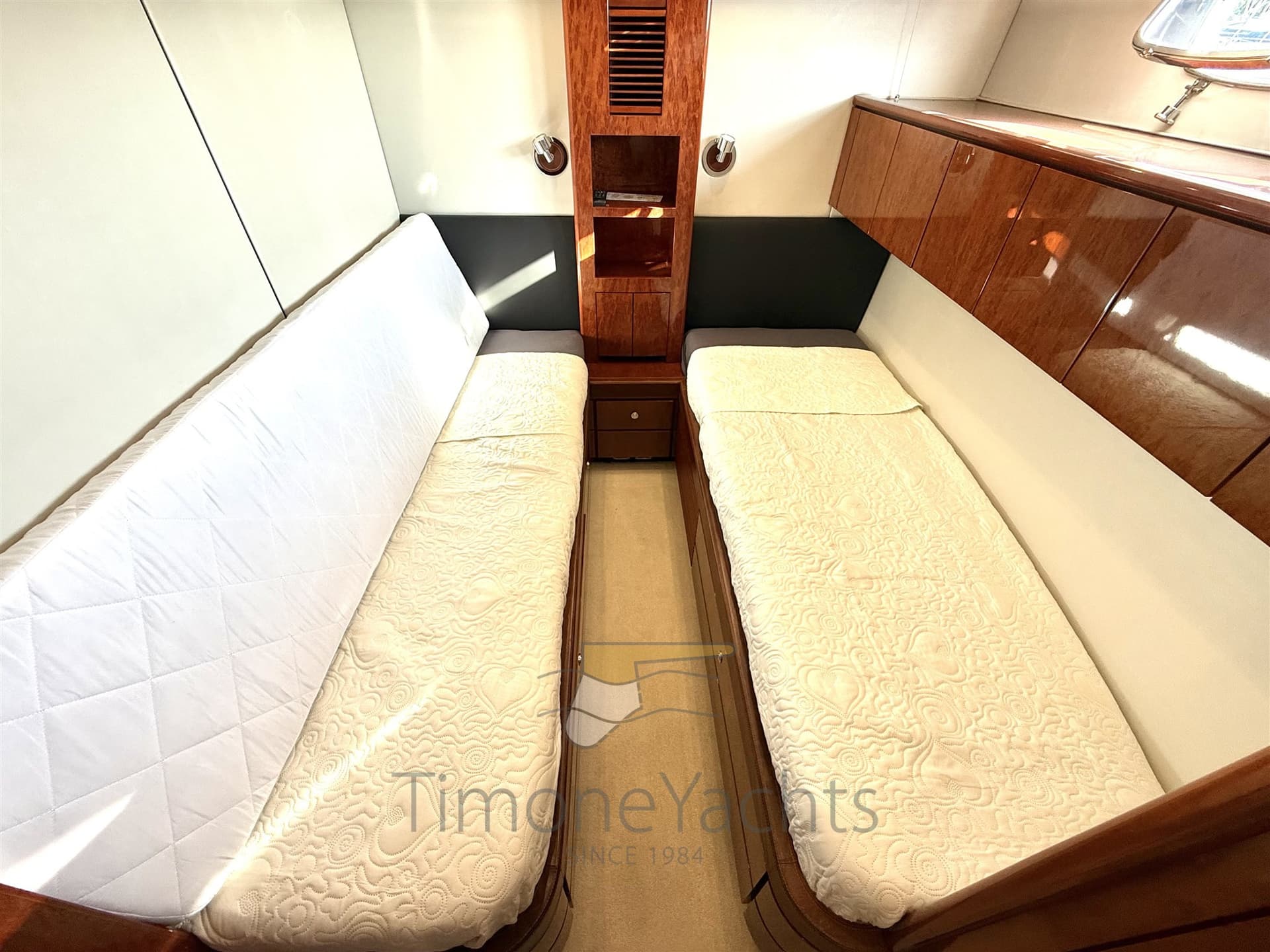 Fairline SQUADRON 74 usato - foto hero 22