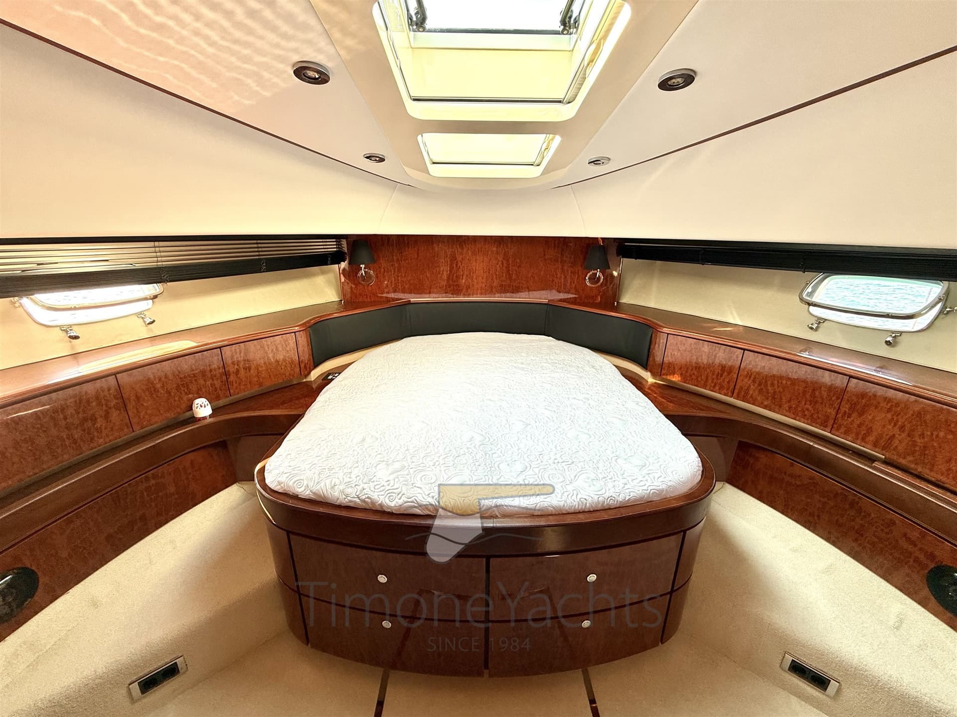 Fairline SQUADRON 74 usato - foto hero 19