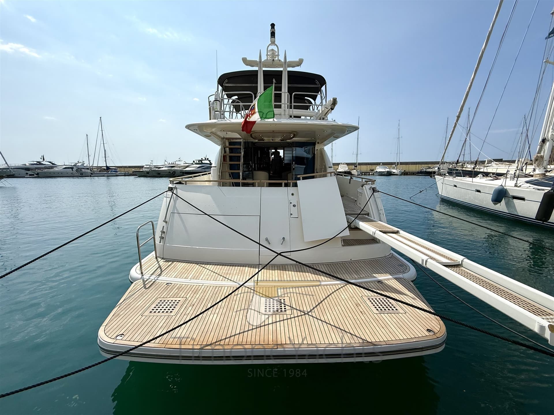 Fairline SQUADRON 74 usato - foto hero 4