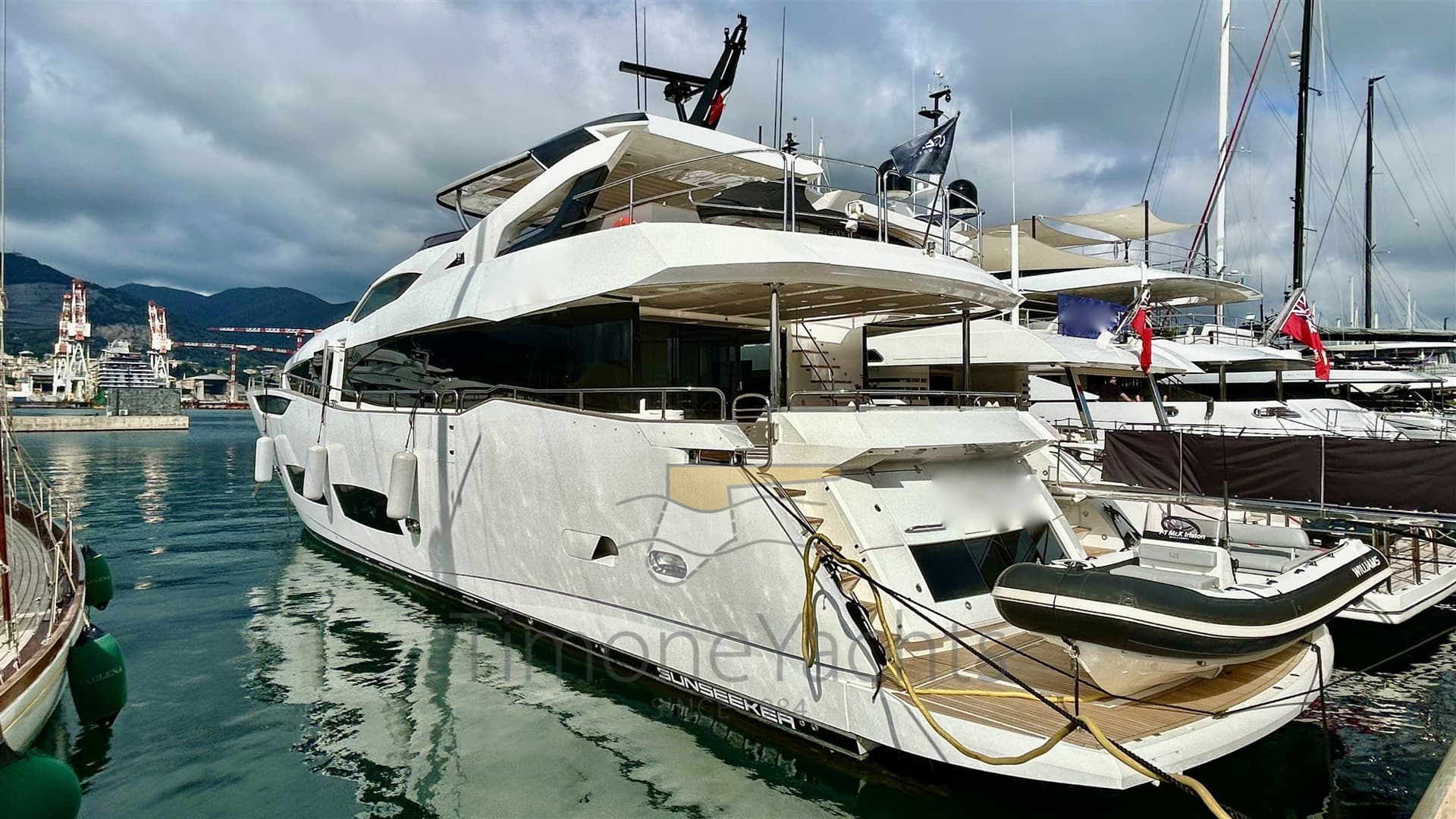 Sunseeker 95 - Main View Sunseeker 95 - Main View