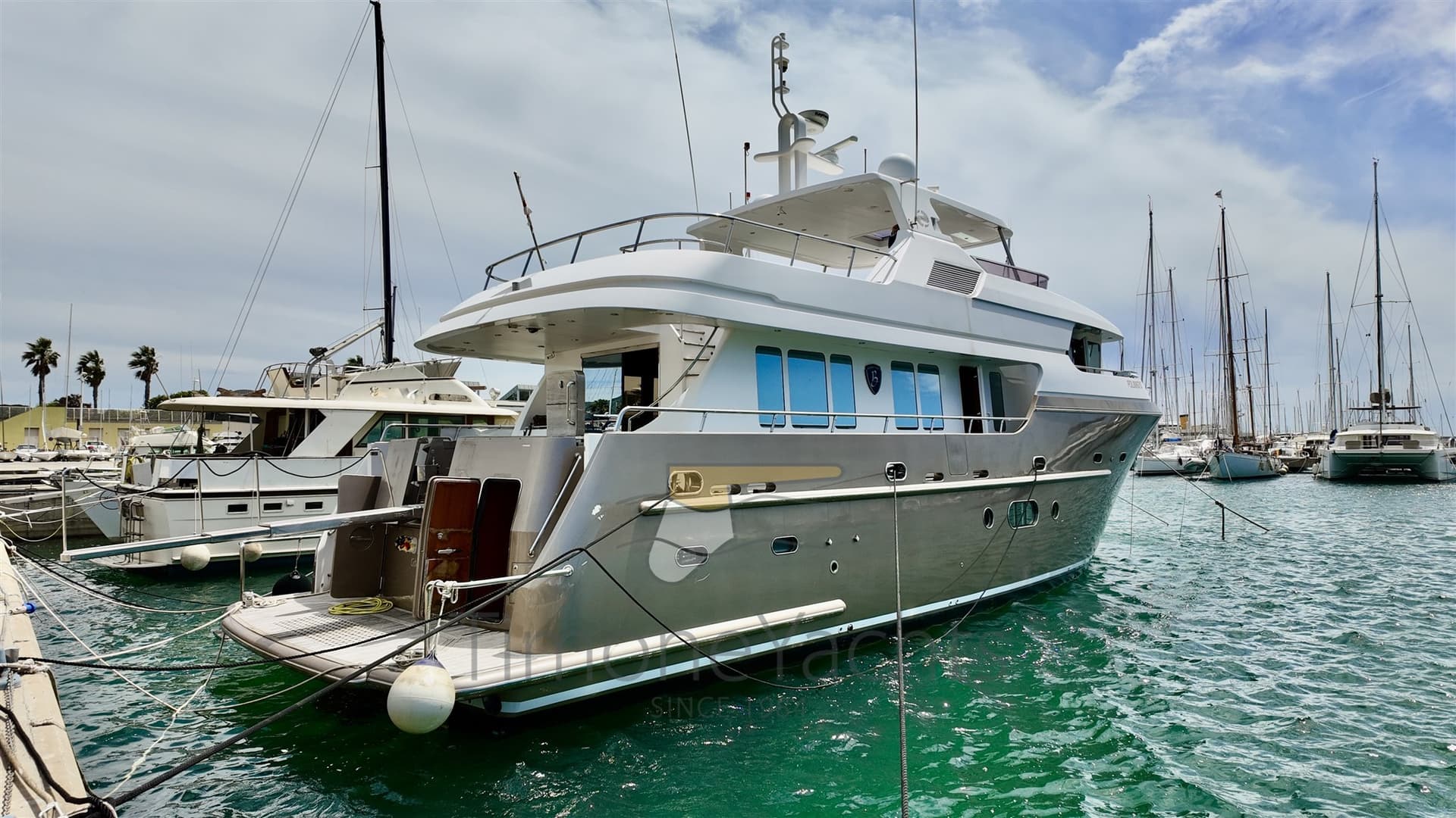 Horizon Bandido 75 - Interior View Horizon Bandido 75 - Interior View