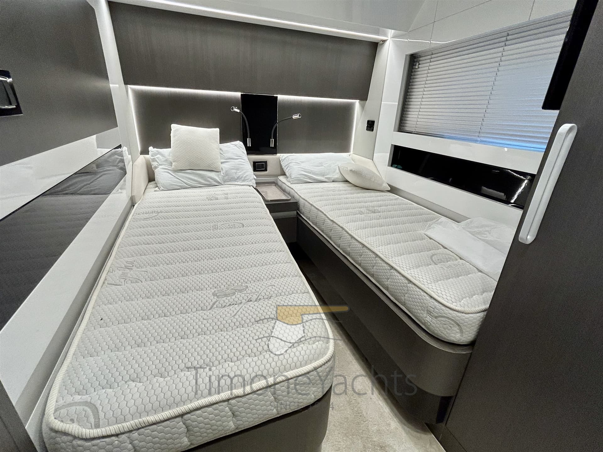 Azimut S7 d'occasion - image hero 15