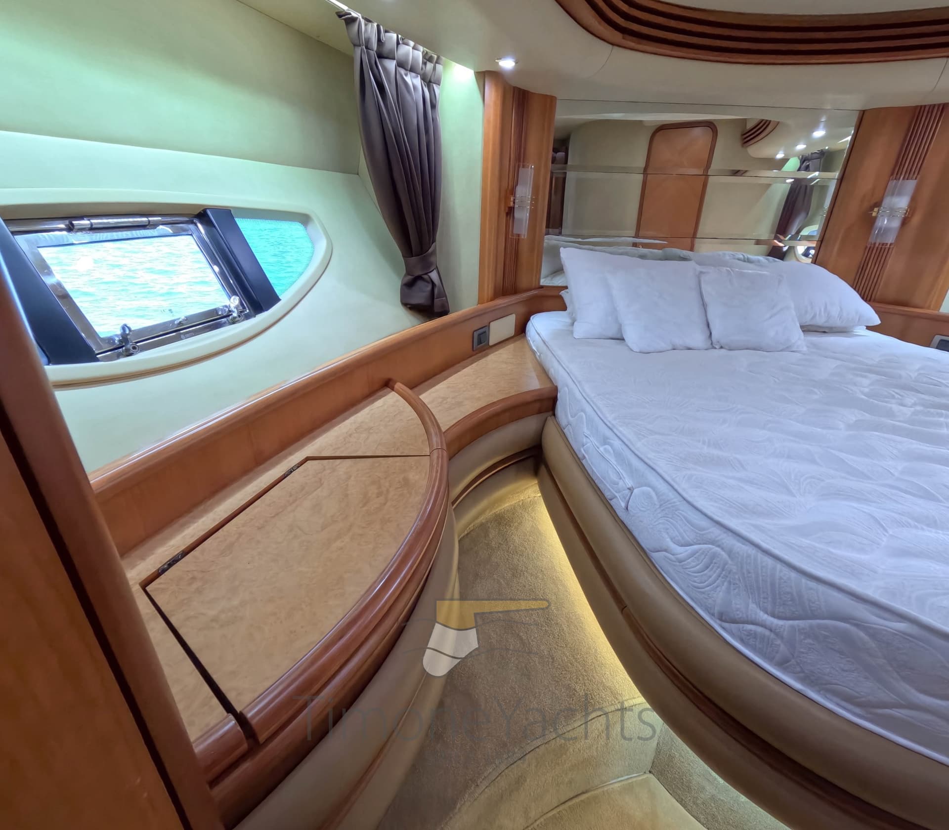 Azimut 68 EVO usato - foto hero 13