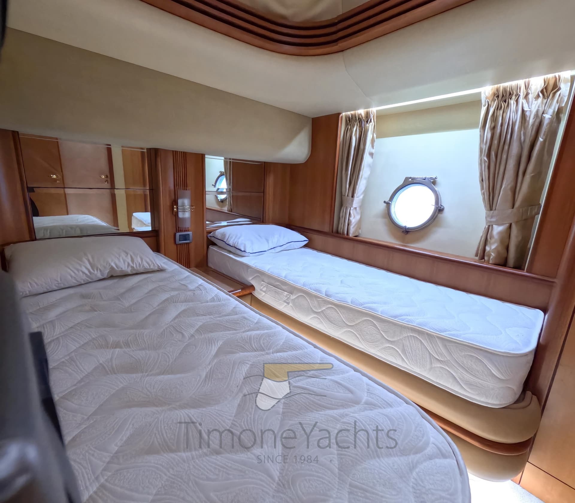 Azimut 68 EVO usato - foto hero 14