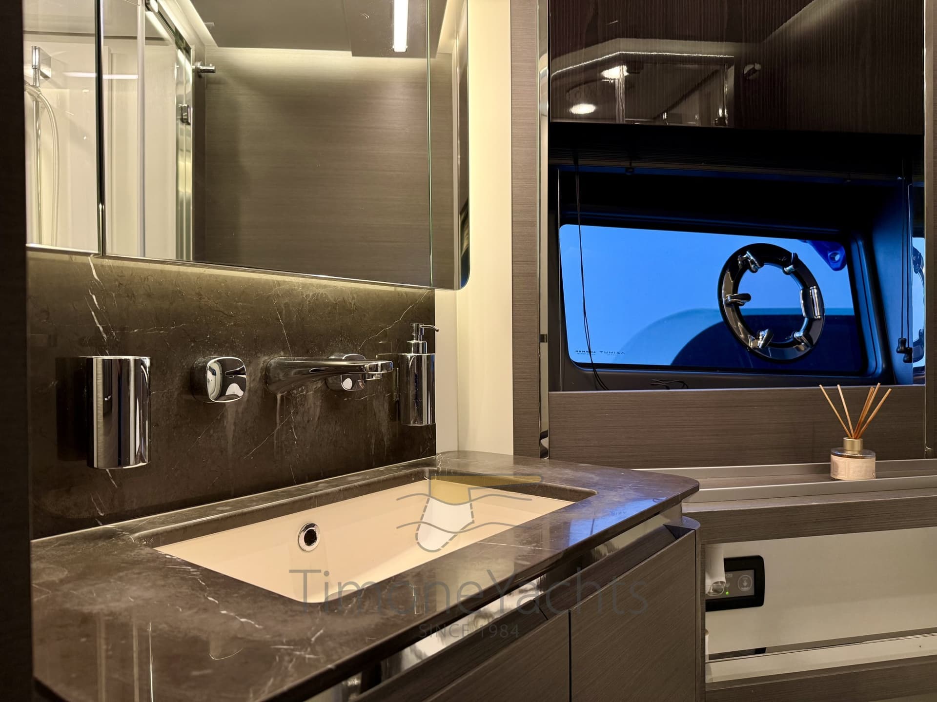 Azimut S8 usato - foto hero 19