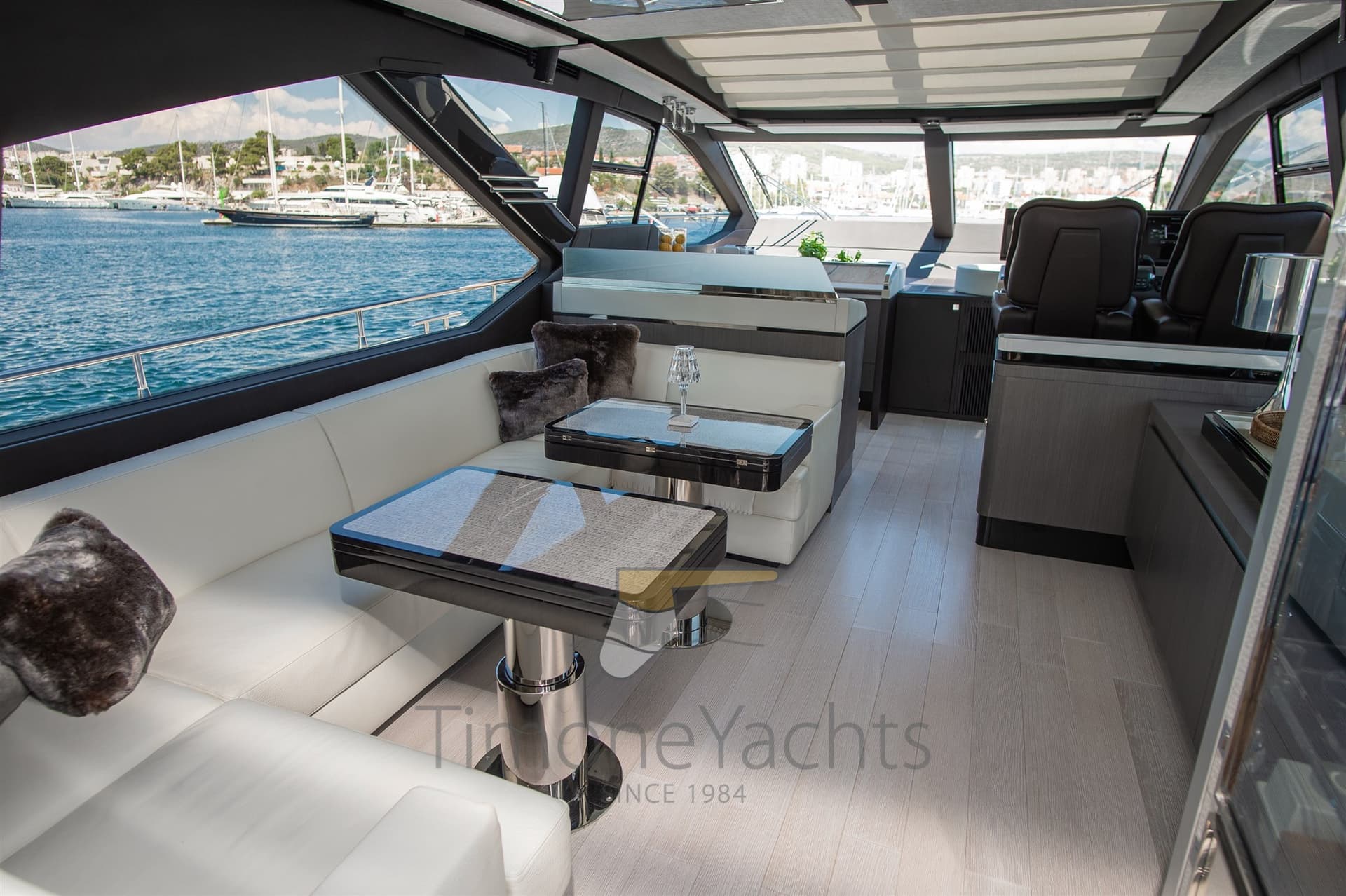 Azimut S7 usato - foto hero 10