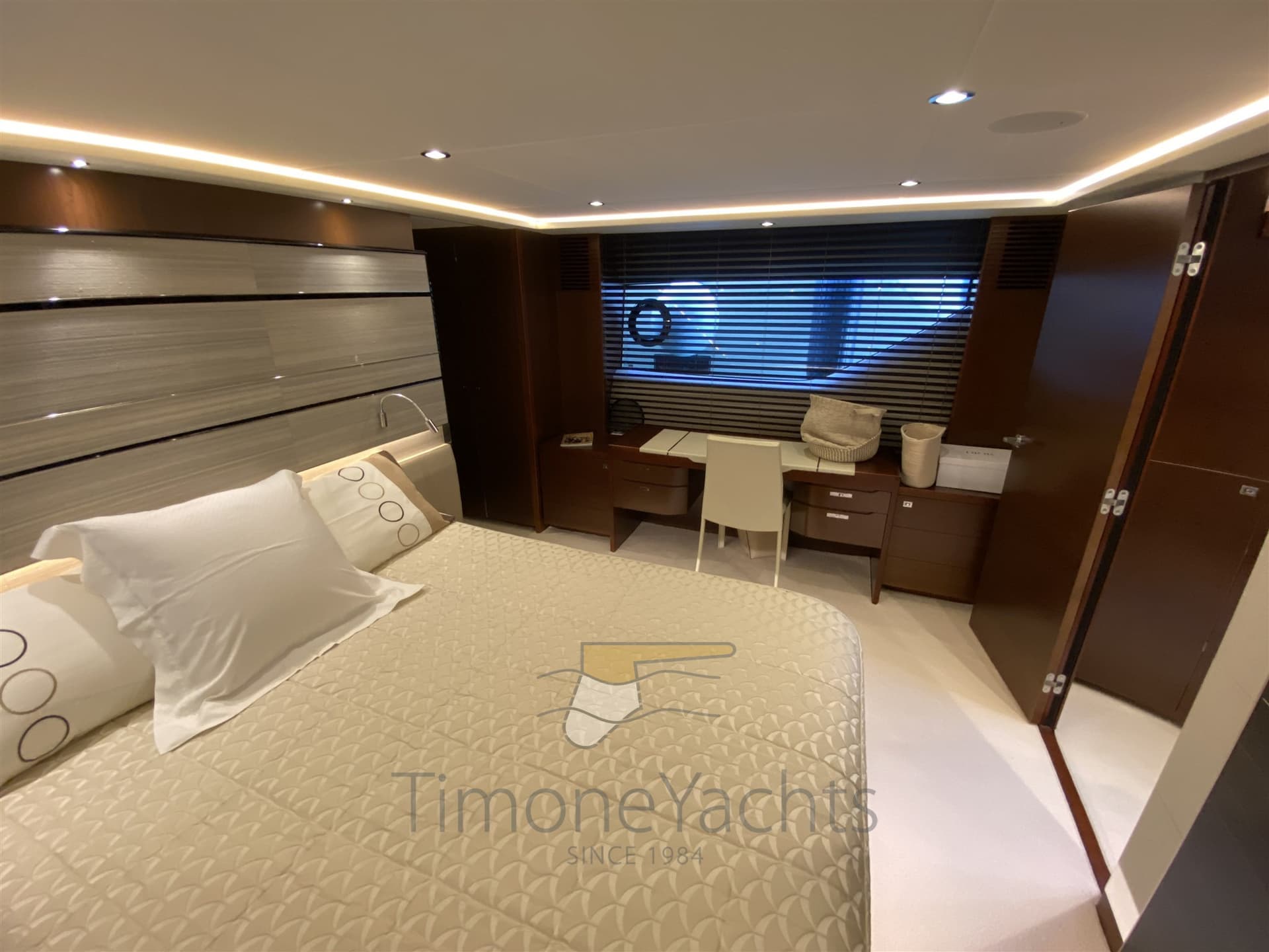 Princess Yachts S72 usato - foto hero 20