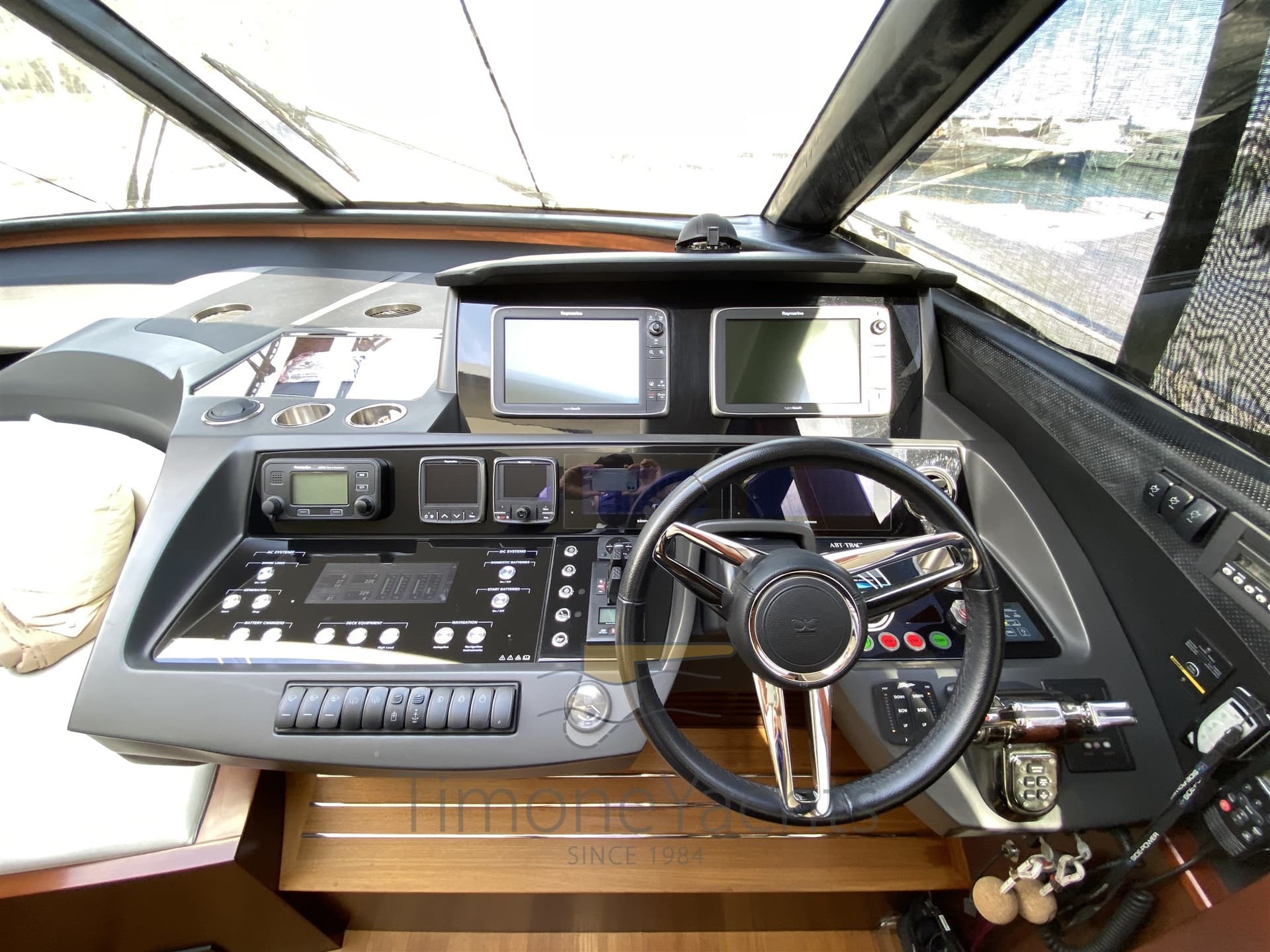 Princess Yachts S72 usato - foto hero 11