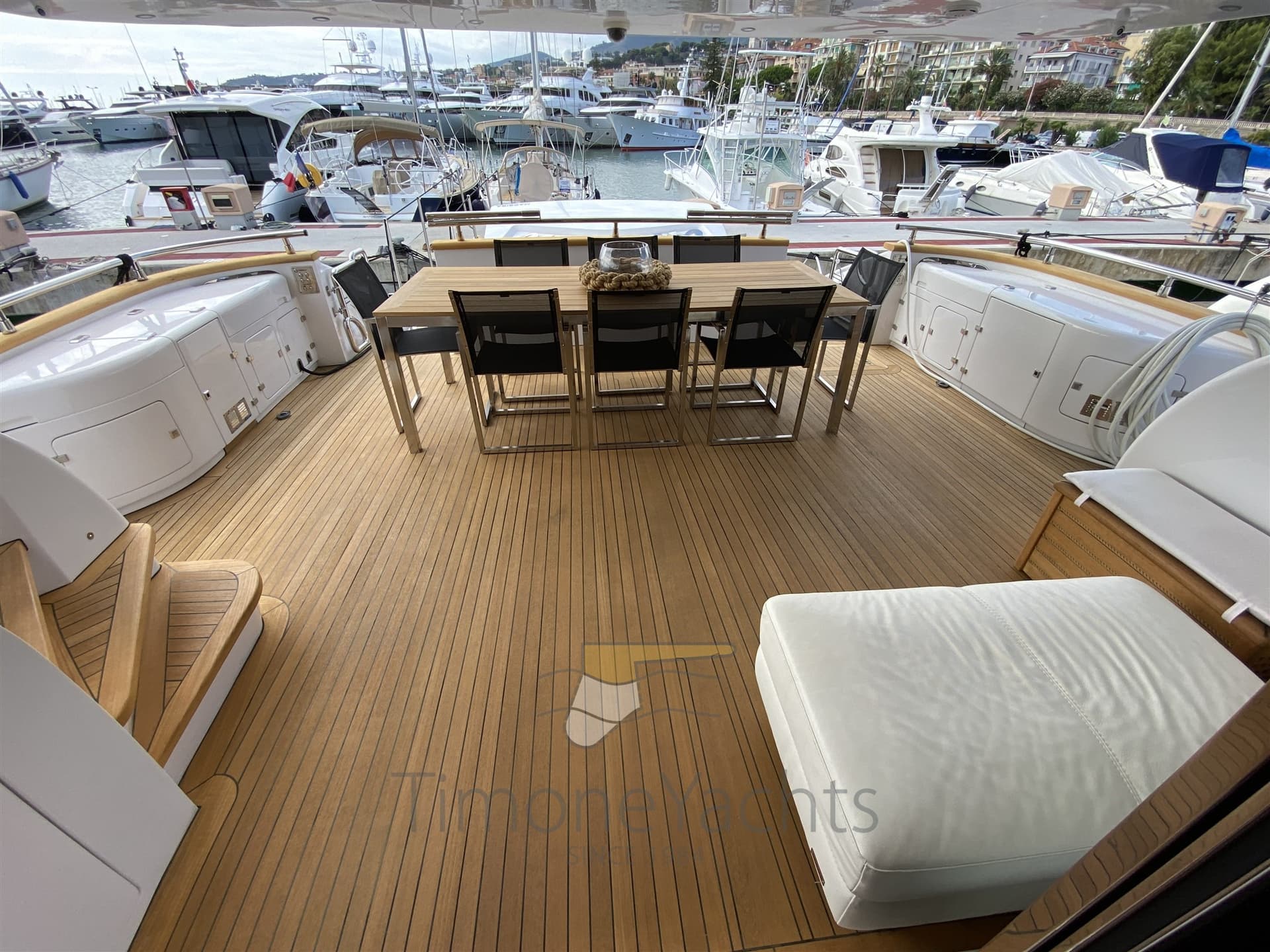 Fipa Maiora 27 - Interior View Fipa Maiora 27 - Interior View