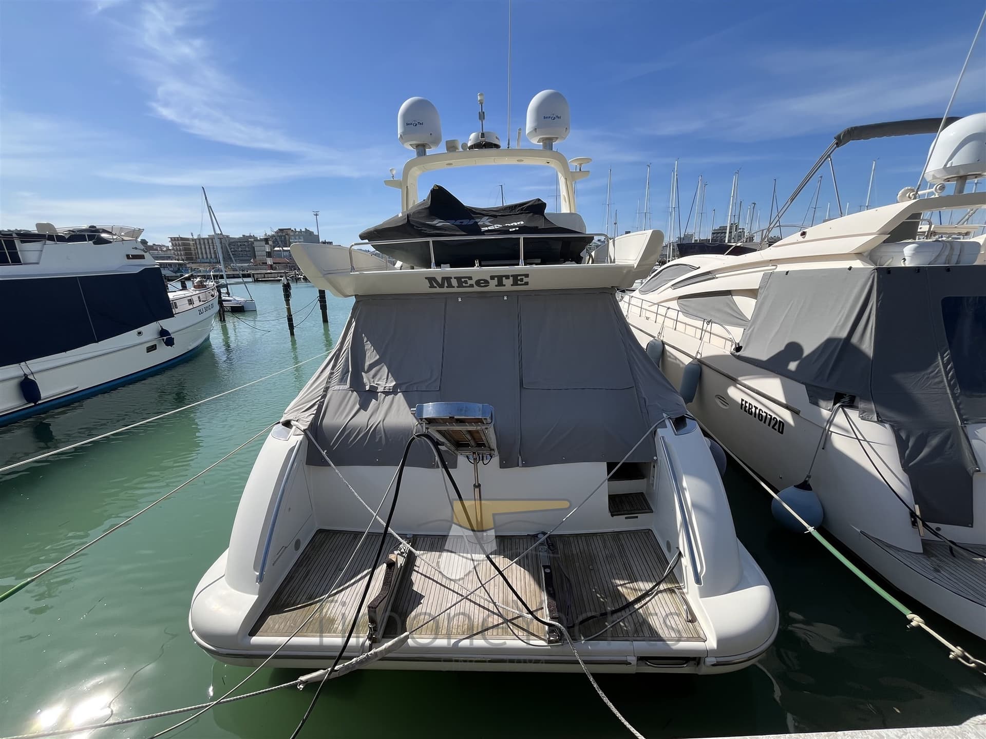 Azimut 62 Fly - Interior View Azimut 62 Fly - Interior View