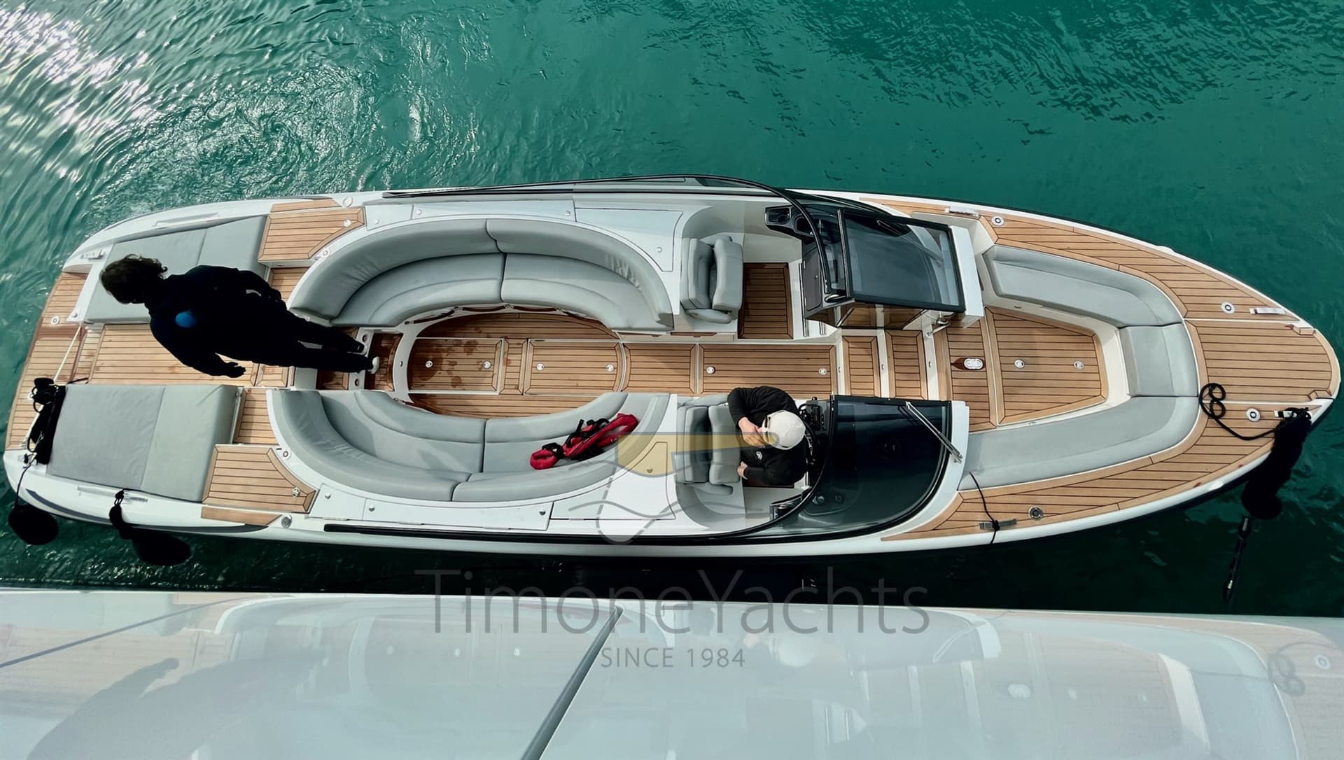 Castoldi 34 Jet Tender - Deck View Castoldi 34 Jet Tender - Deck View