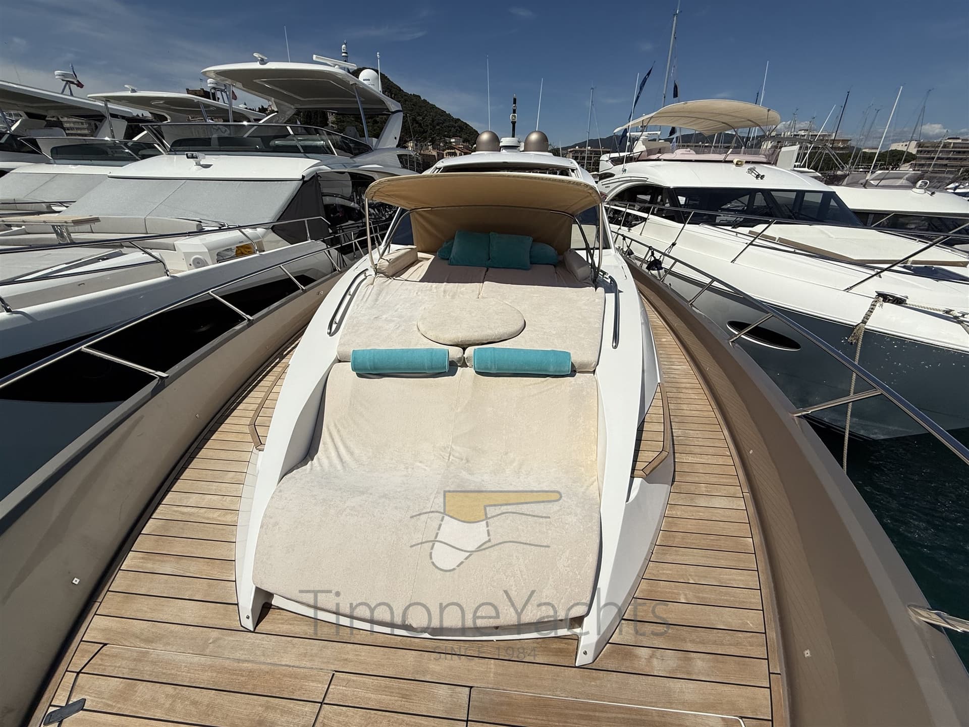 Sessa Marine C68 - Interior View Sessa Marine C68 - Interior View