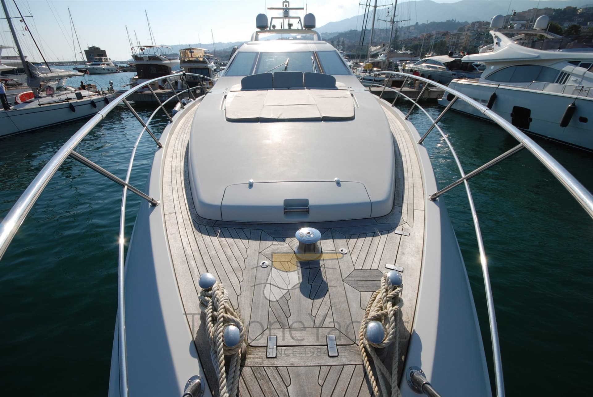 Azimut 86s gebraucht - Detail 4