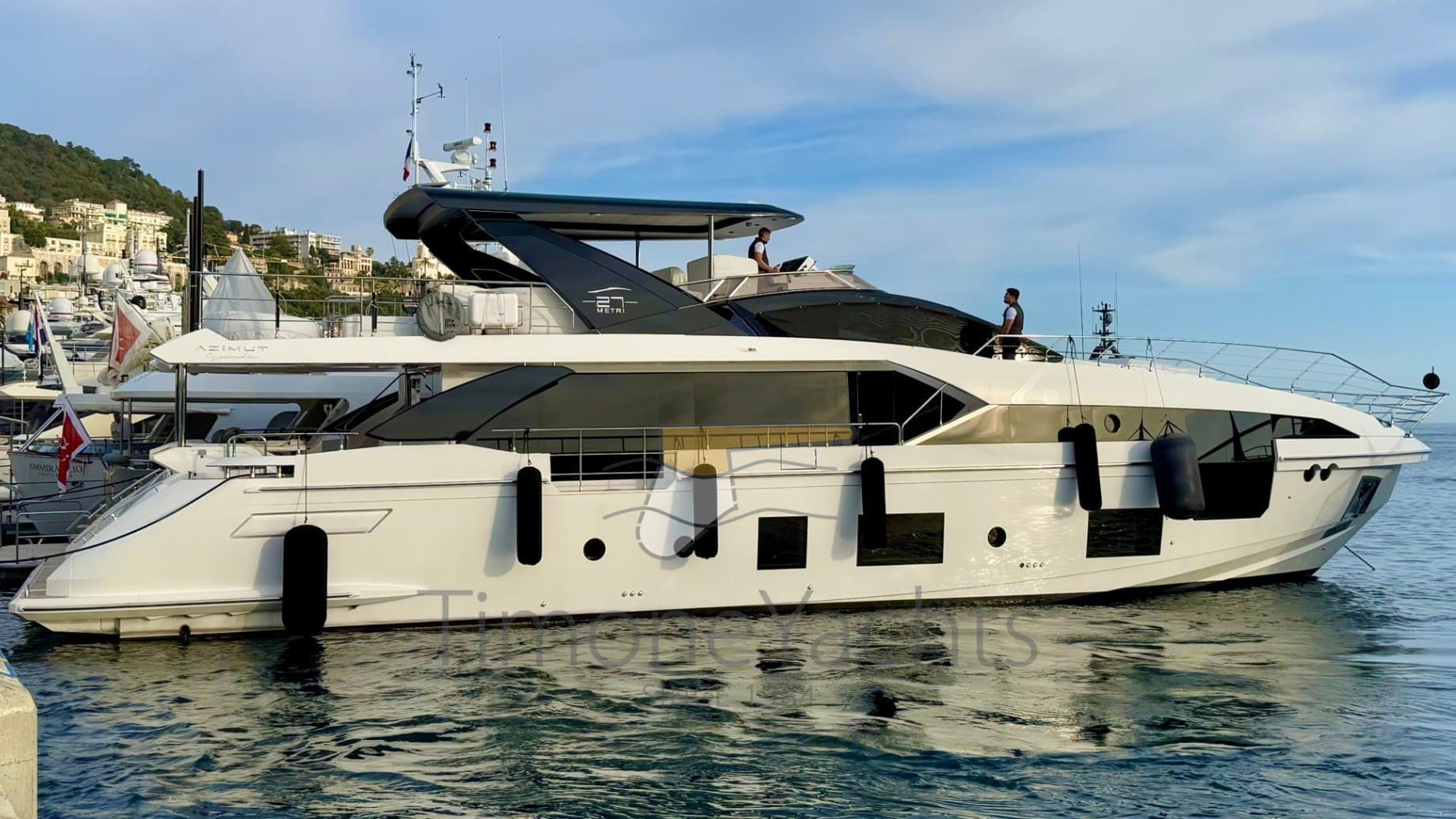 Azimut Grande 27 Metri - Detail View 1 Azimut Grande 27 Metri - Detail View 1