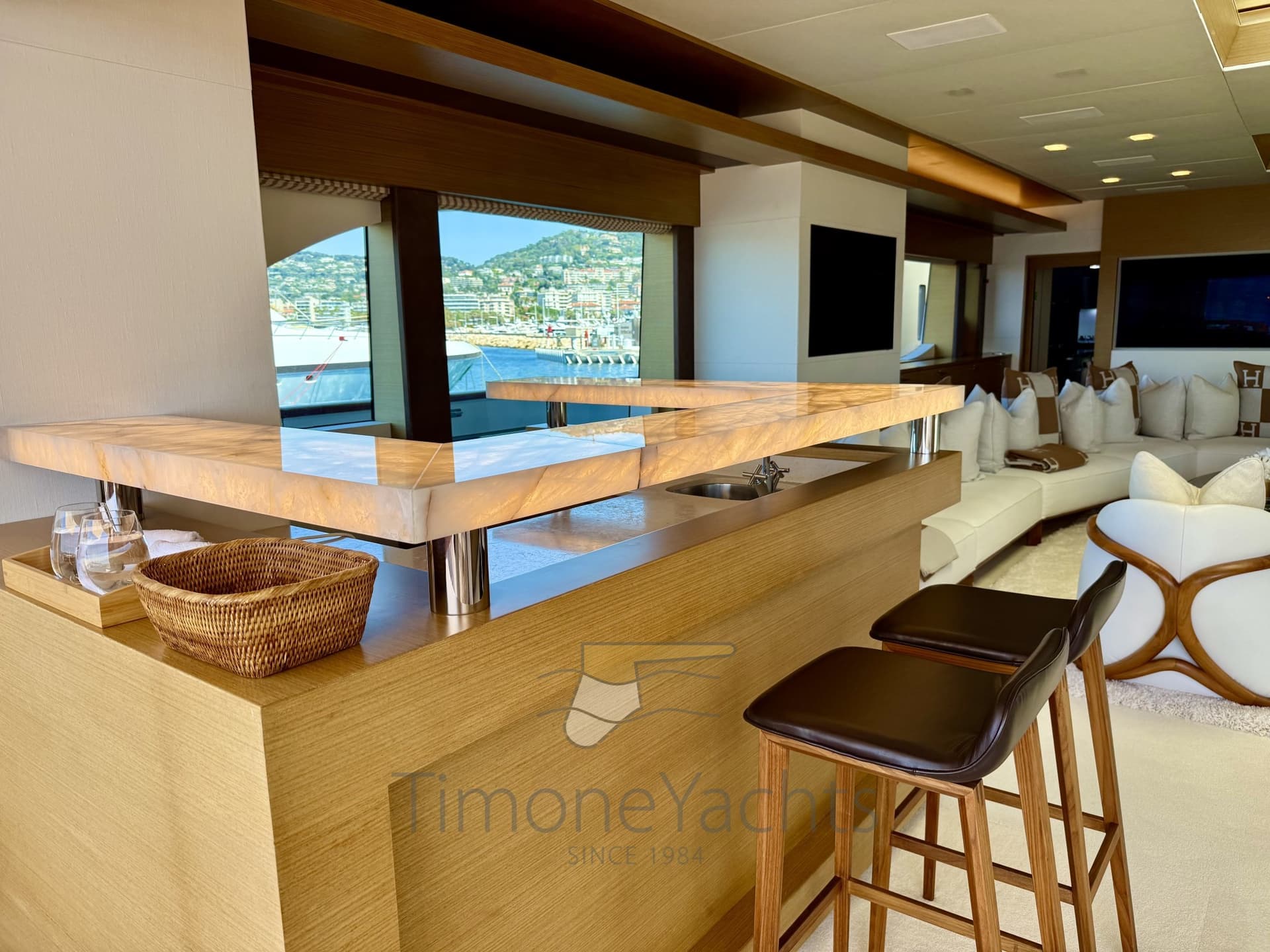 Tamsen Yacht Tamsen 40 - Deck View Tamsen Yacht Tamsen 40 - Deck View