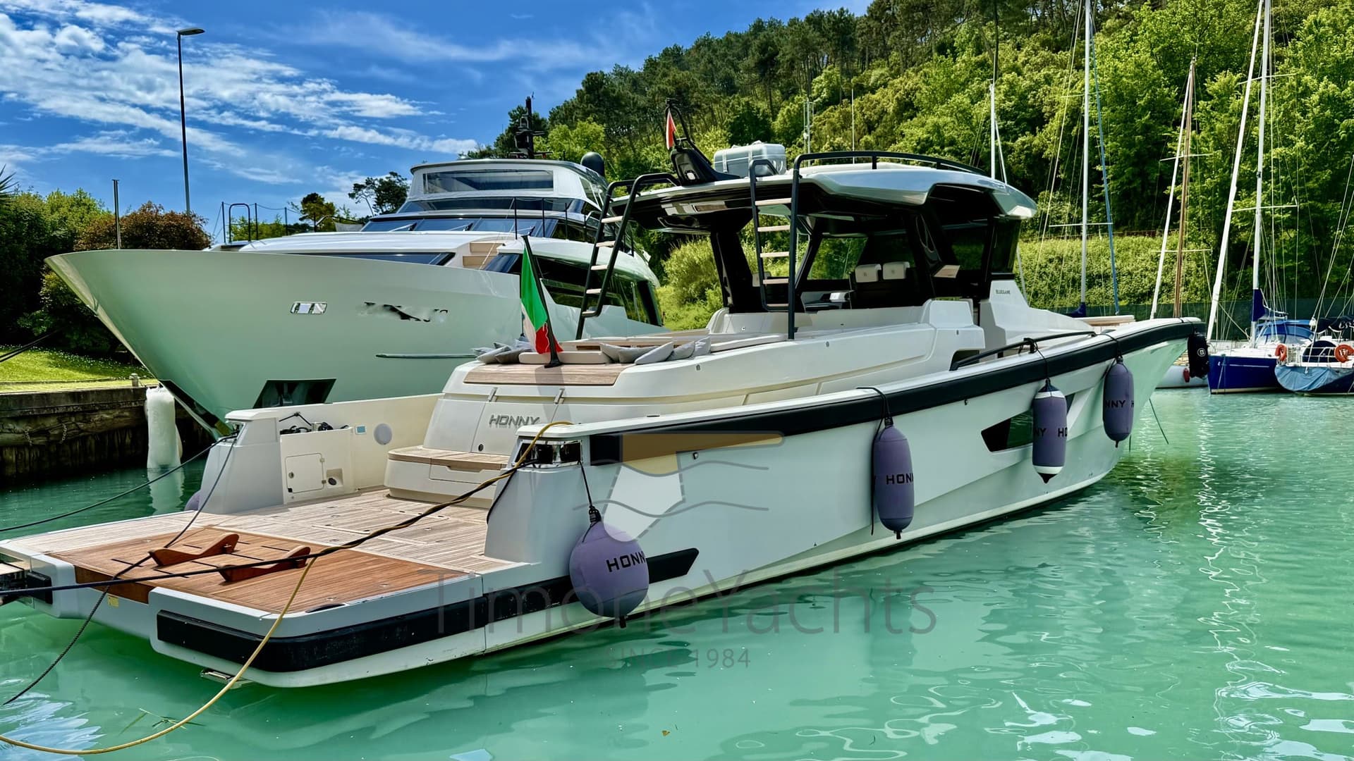 Bluegame Bg 62 - Main View Bluegame Bg 62 - Main View