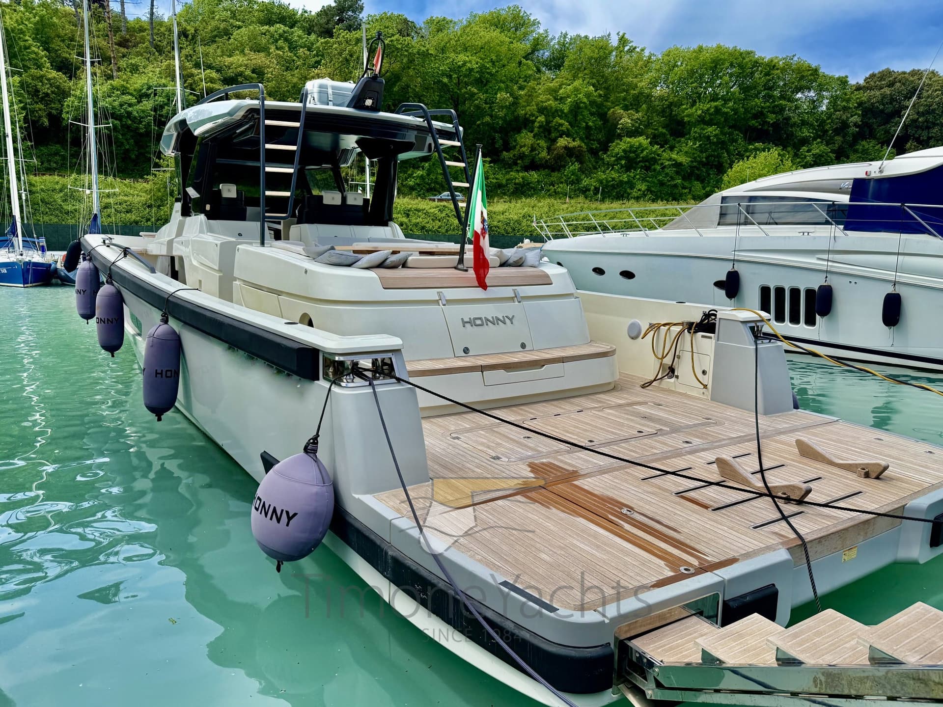 Bluegame Bg 62 - Interior View Bluegame Bg 62 - Interior View