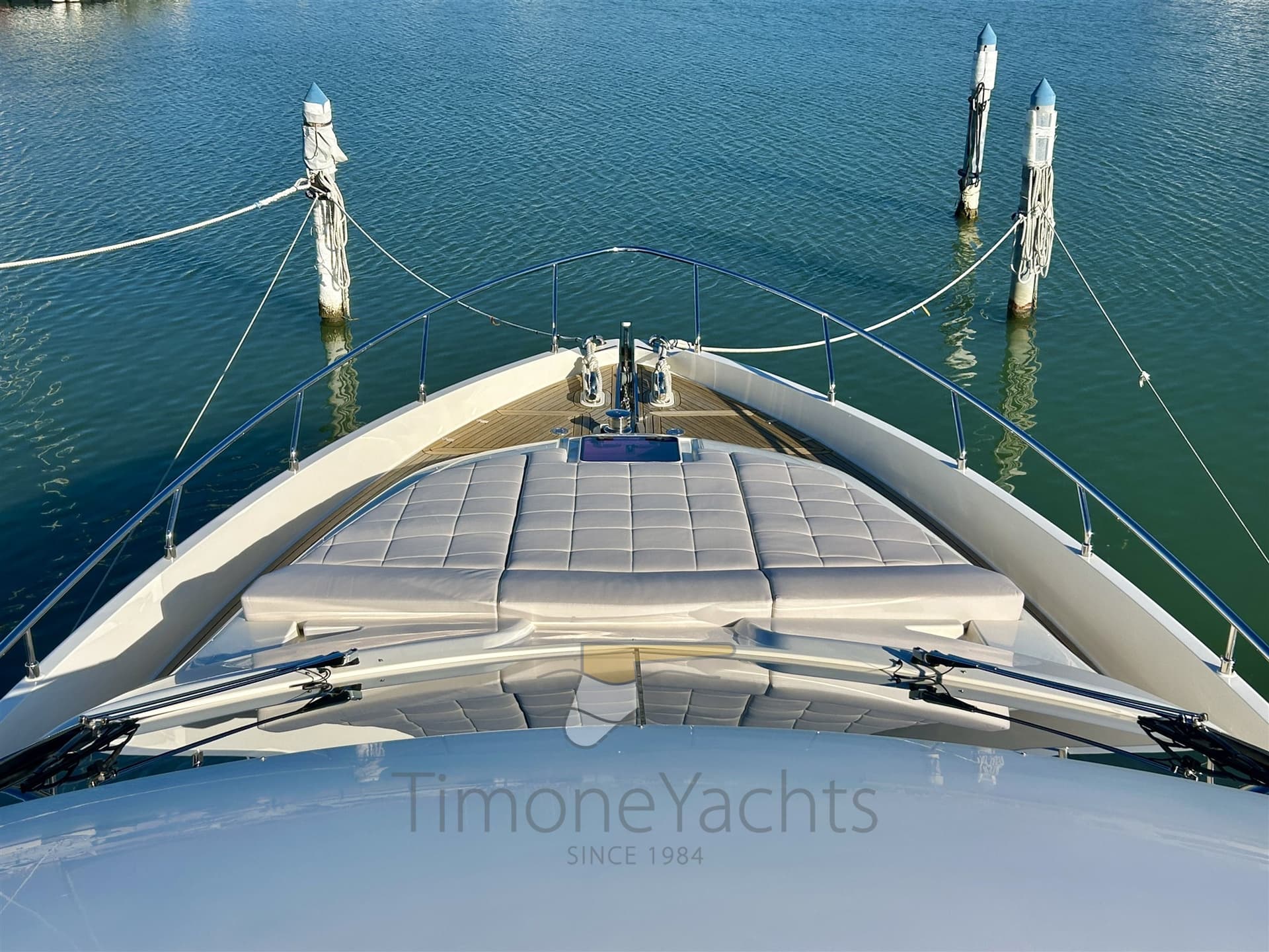 Ferretti Yachts 700 - Interior View Ferretti Yachts 700 - Interior View