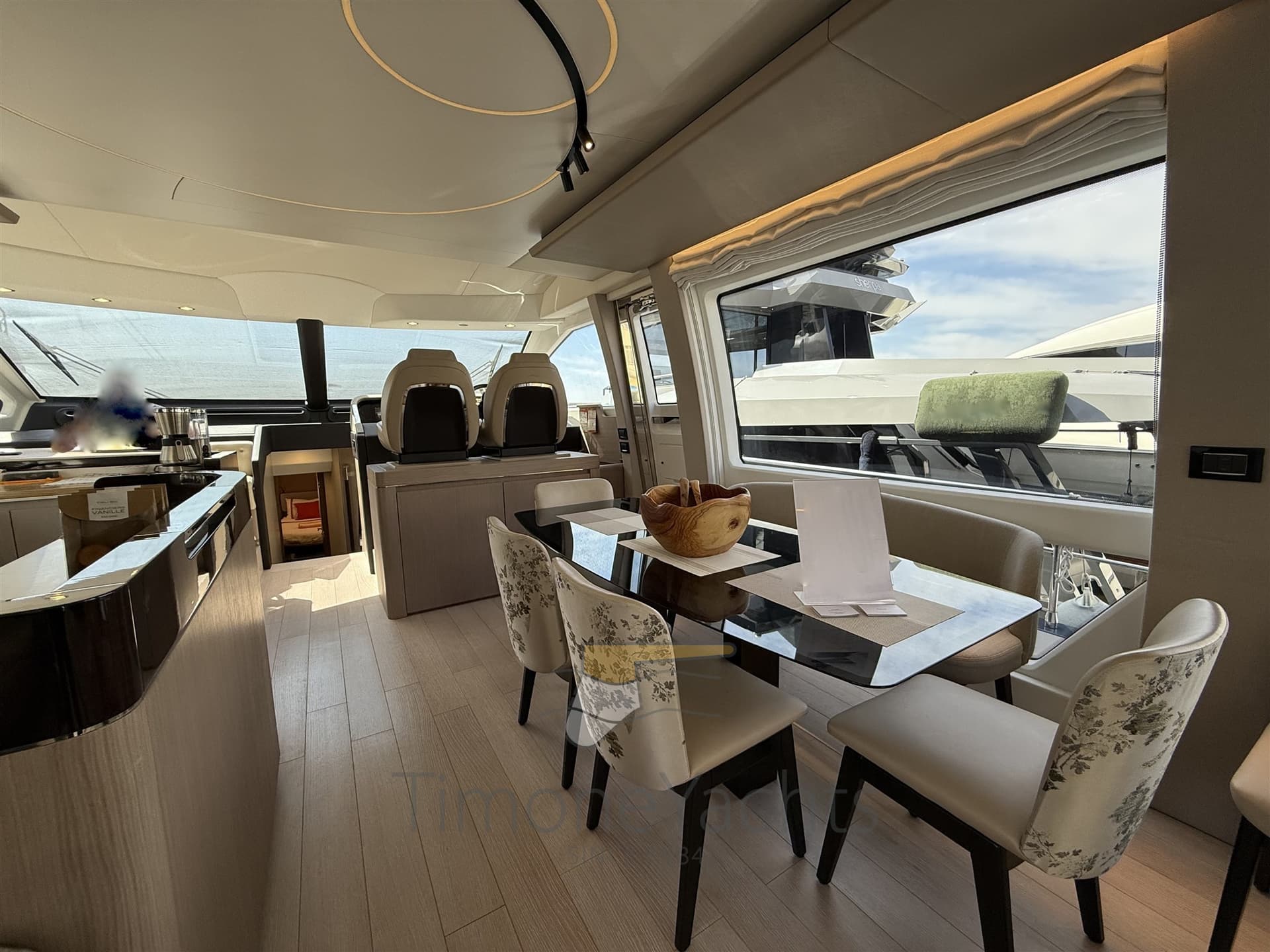 Azimut 72 Flybridge used - hero image 5
